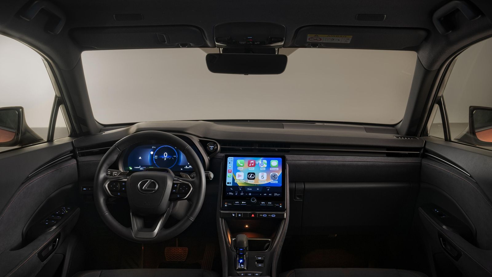 Por los materiales y el cuidado con el que los presenta todos los Lexus aspiran a estar entre los premium del segmento en el que militan, y el LBX no debe ser la excepción.