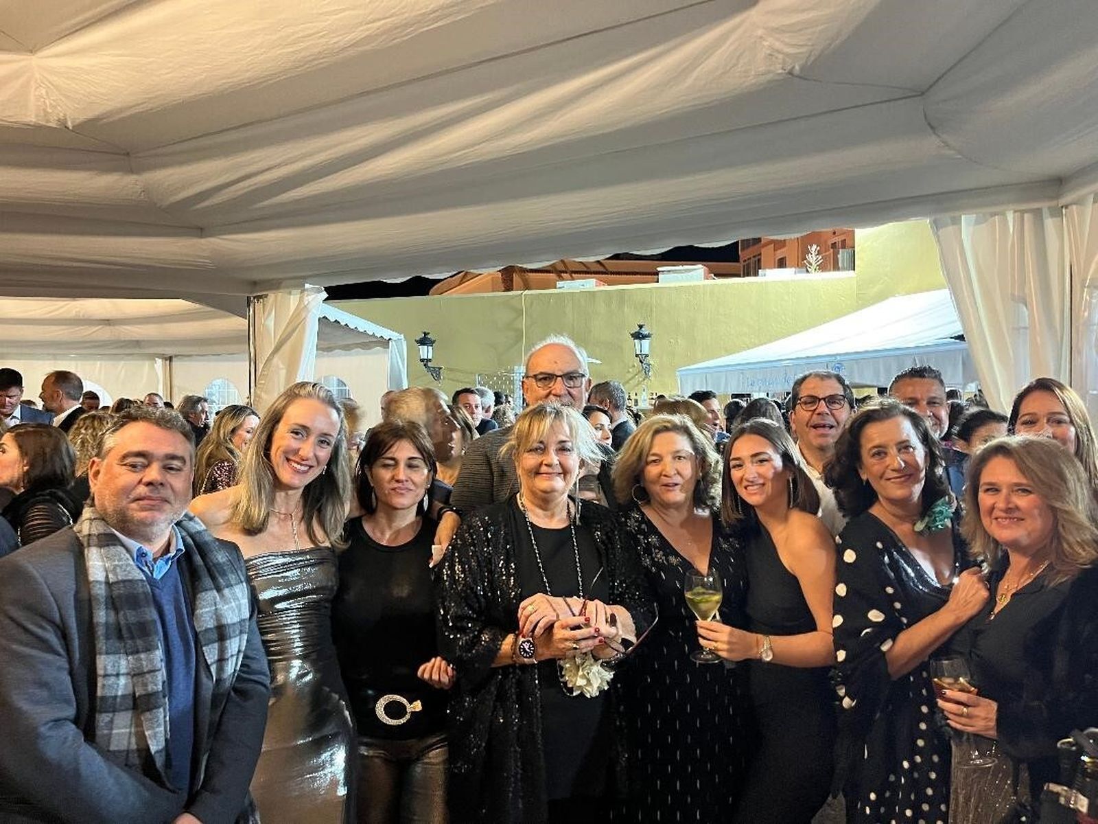 Luis Cabello, Patricia Ábalos, Sonia Benítez, Juan Antonio de la Mata, Carmen Izquierdo, Margarita de la Mata, Paula Sánchez, Rafael Pérez, Magdalena Guerra, Paqui y María Bragado.