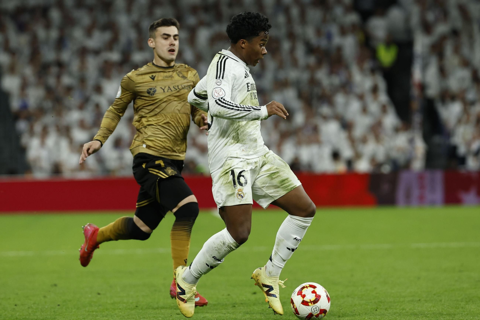 Las fotos del Real Madrid - Real Sociedad camino del Estadio de la Cartuja