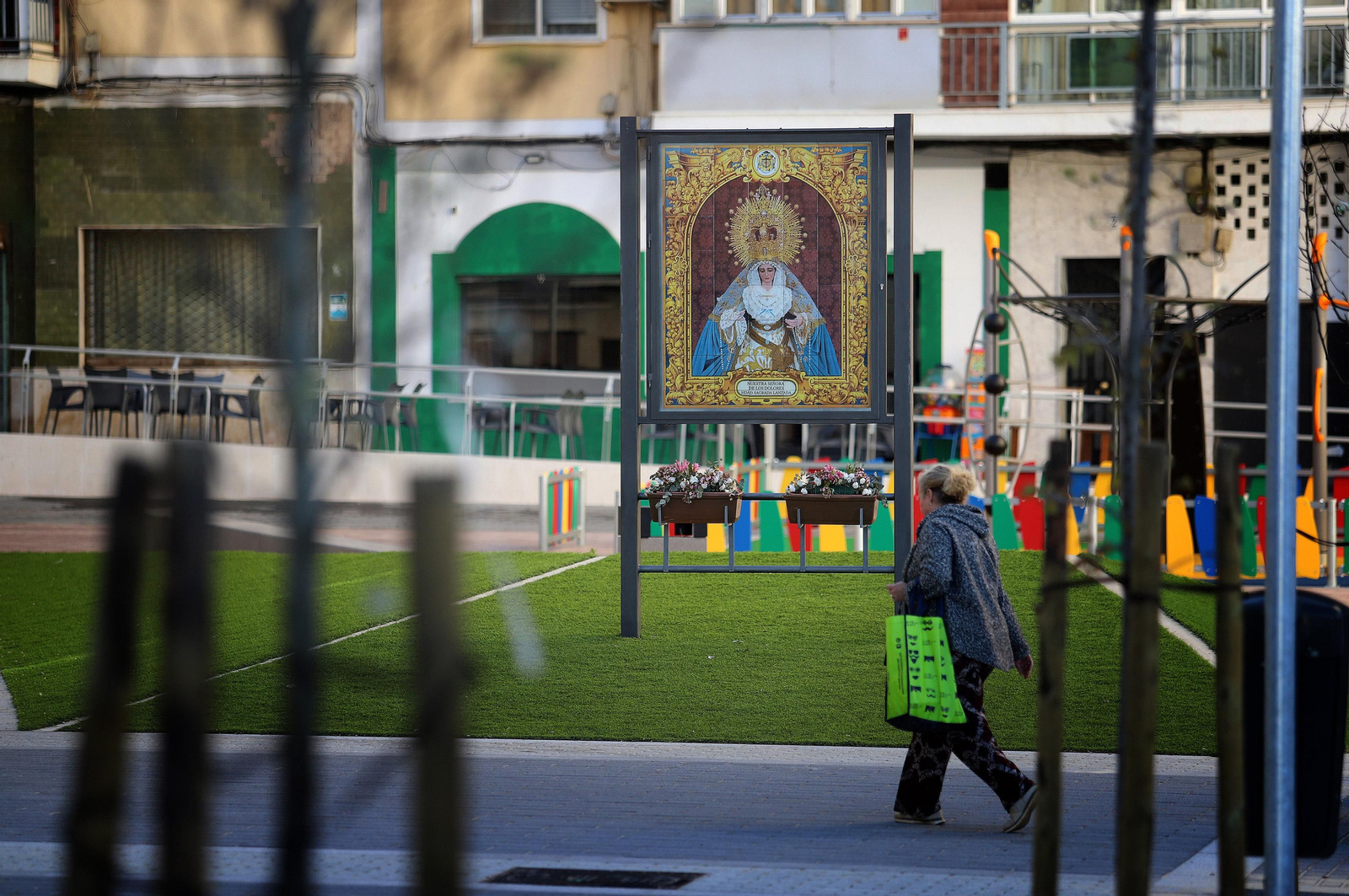 Barrio a Barrio: Imágenes de la Barriada de Los Dolores