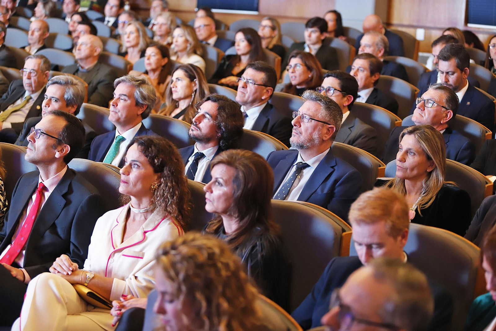 Imágenes de la recepción a los invitados a la gala del 40 aniversario de Huelva Información