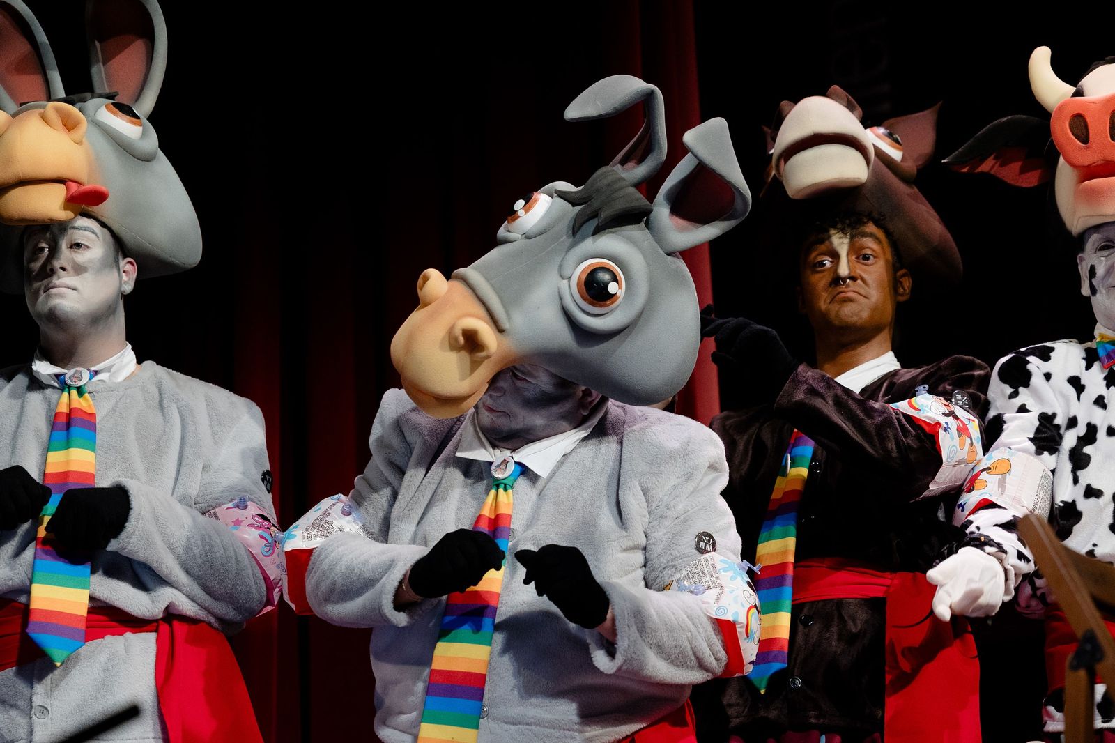 Búscate entre las mejores imágenes de la sexta sesión de cuartos de final del COAC 2026