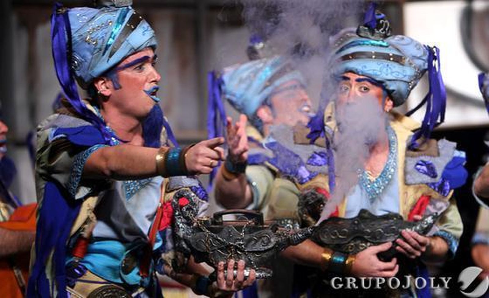 Comparsa 'La comparsa del genio'  Foto: Jesus Marin