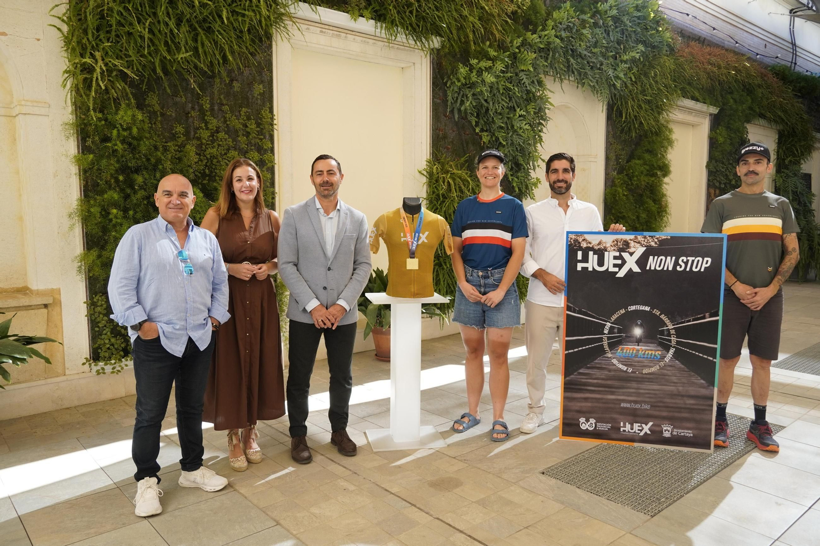 Presentación de la Huex Non Stop 2025 en Diputación.