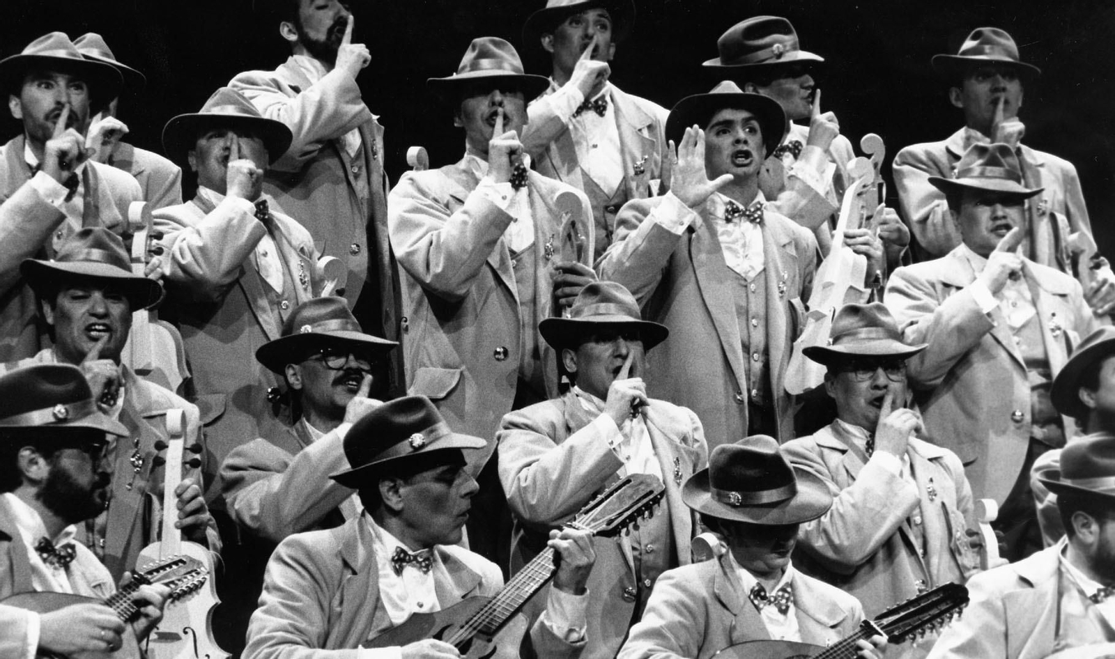 1993 hace 25 añosCon polémica, continúa el Concurso de Agrupaciones