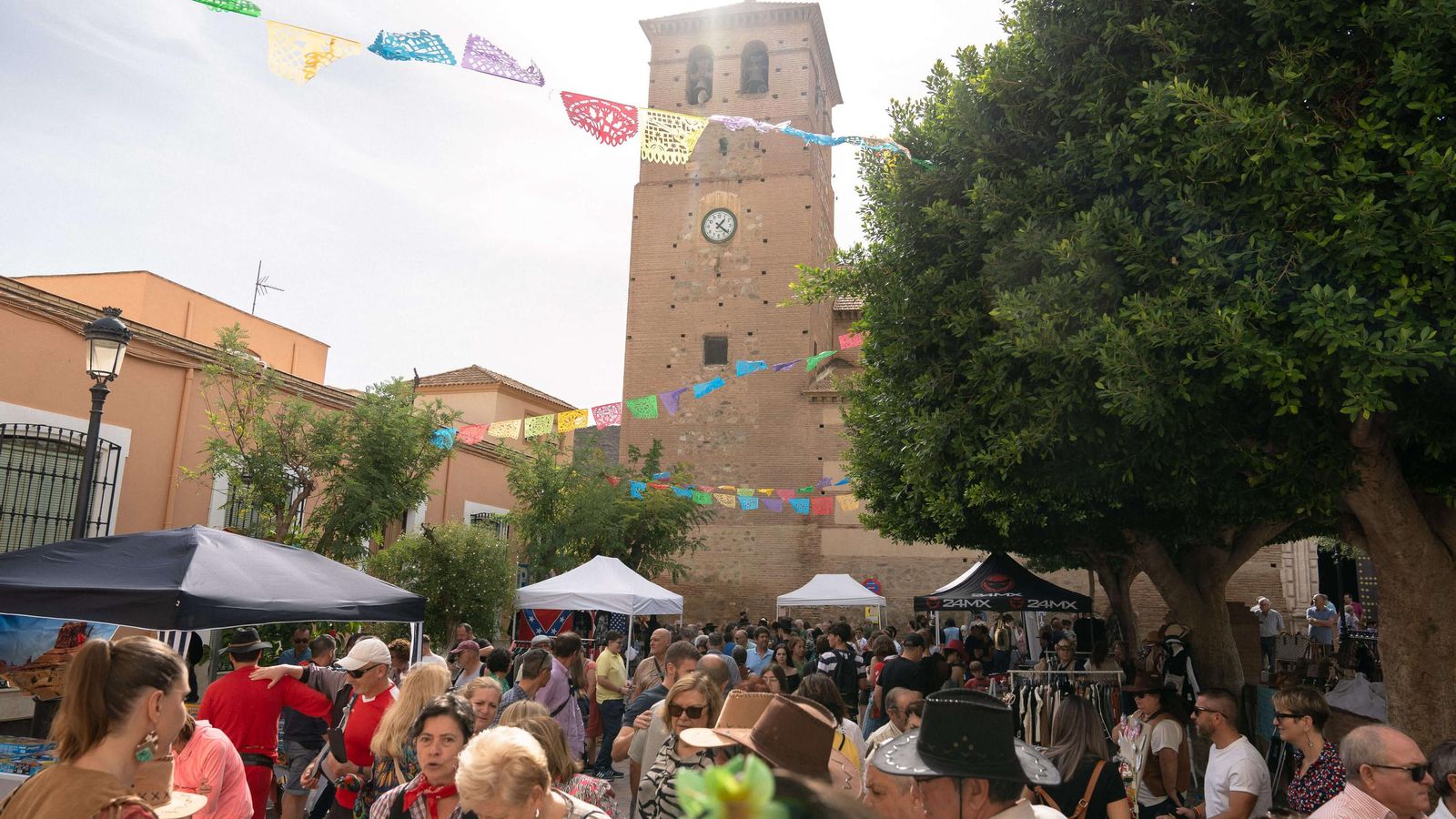 Todo el pueblo de Tabernas vive con mucha intensidad su Festival de cine.
