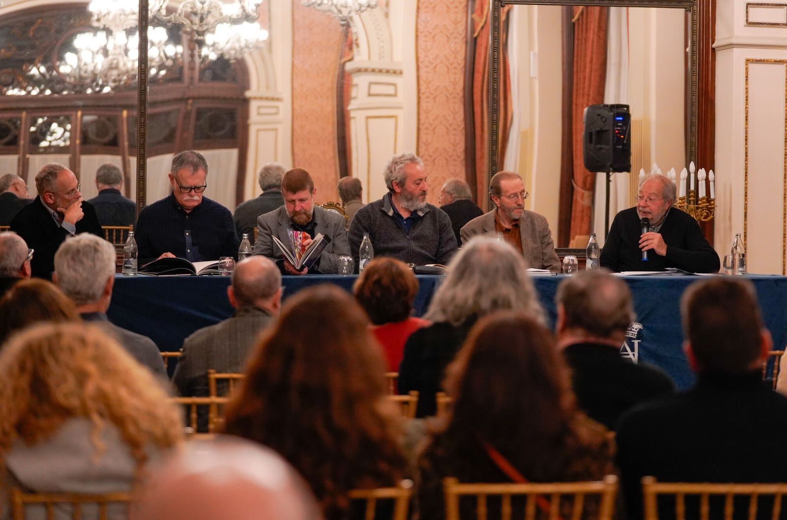 Presentación de una nueva colección del editor sevillano Pedro Tabernero, esta semana en el Hotel Alfonso XIII.