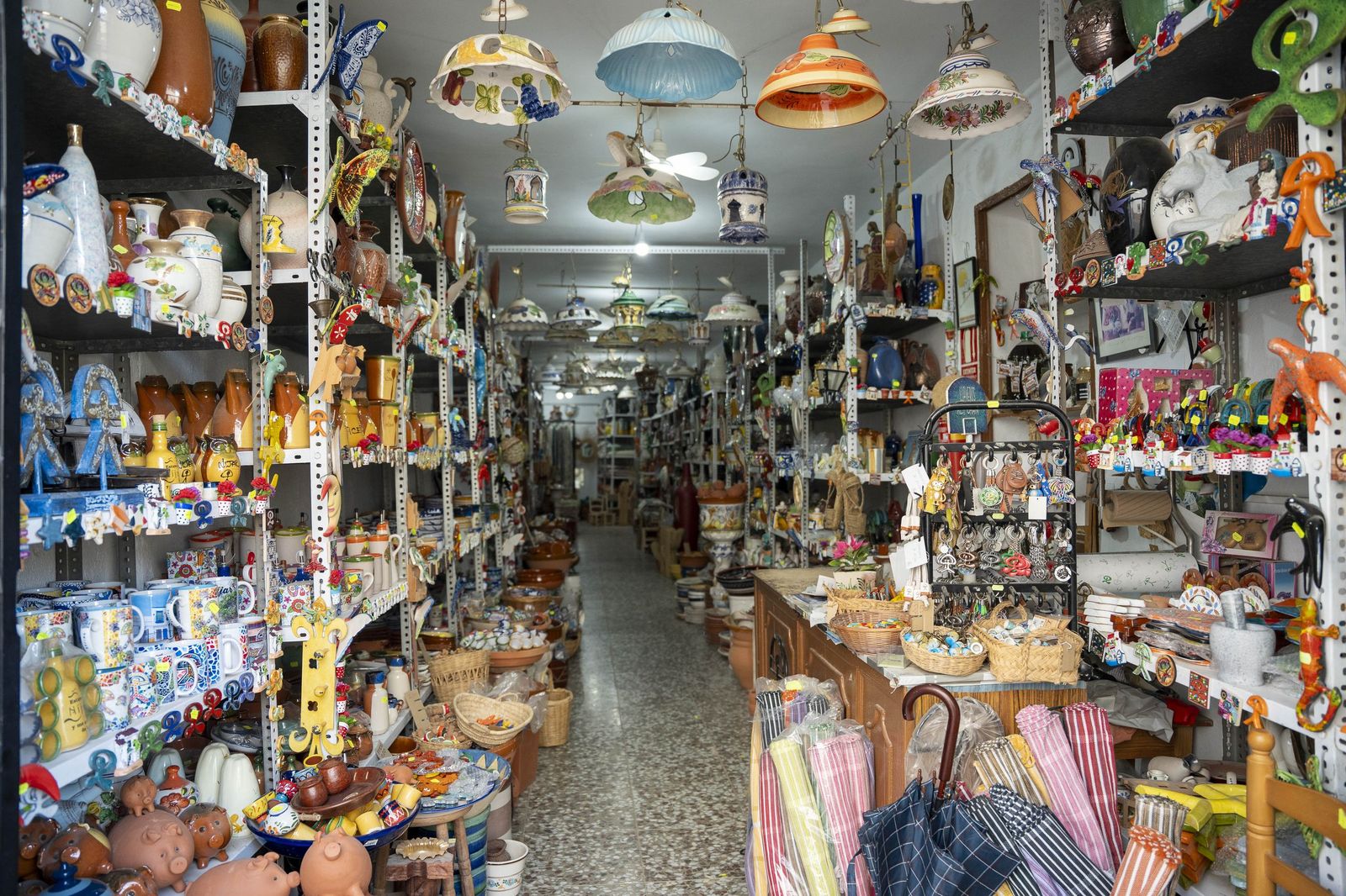 Viaje al centro del corazón alfarero de Níjar, en imágenes