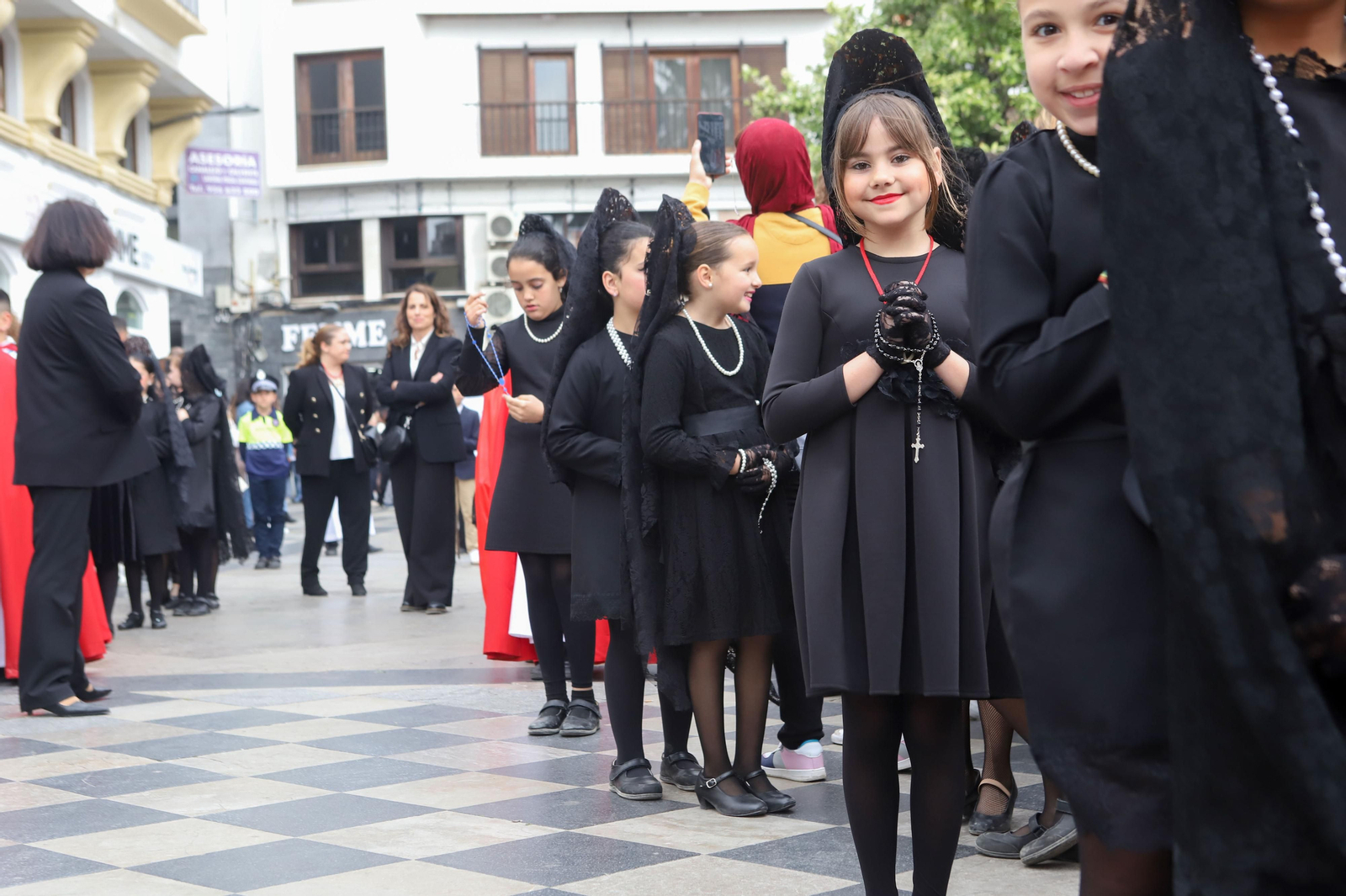 Fotos de la procesión infantil del colegio Nuestra Señora de los Milagros de Algeciras