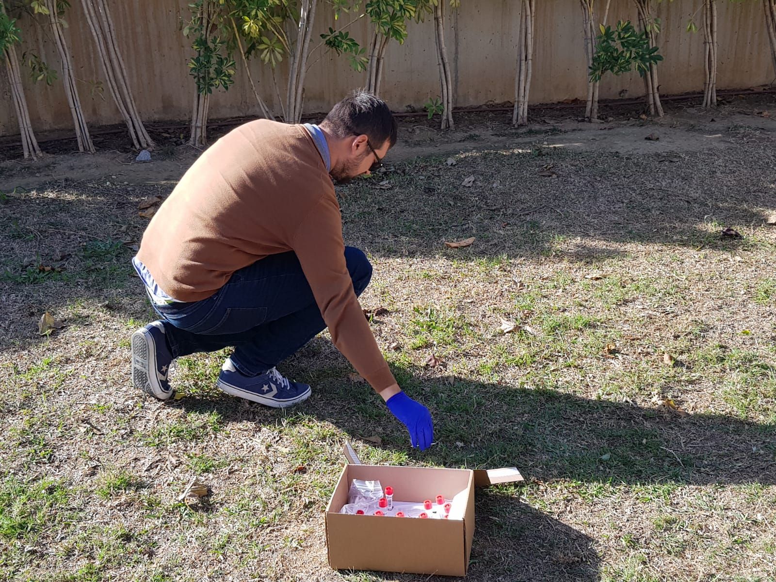 Imagen de archivo de una recogida de muestra de ADN