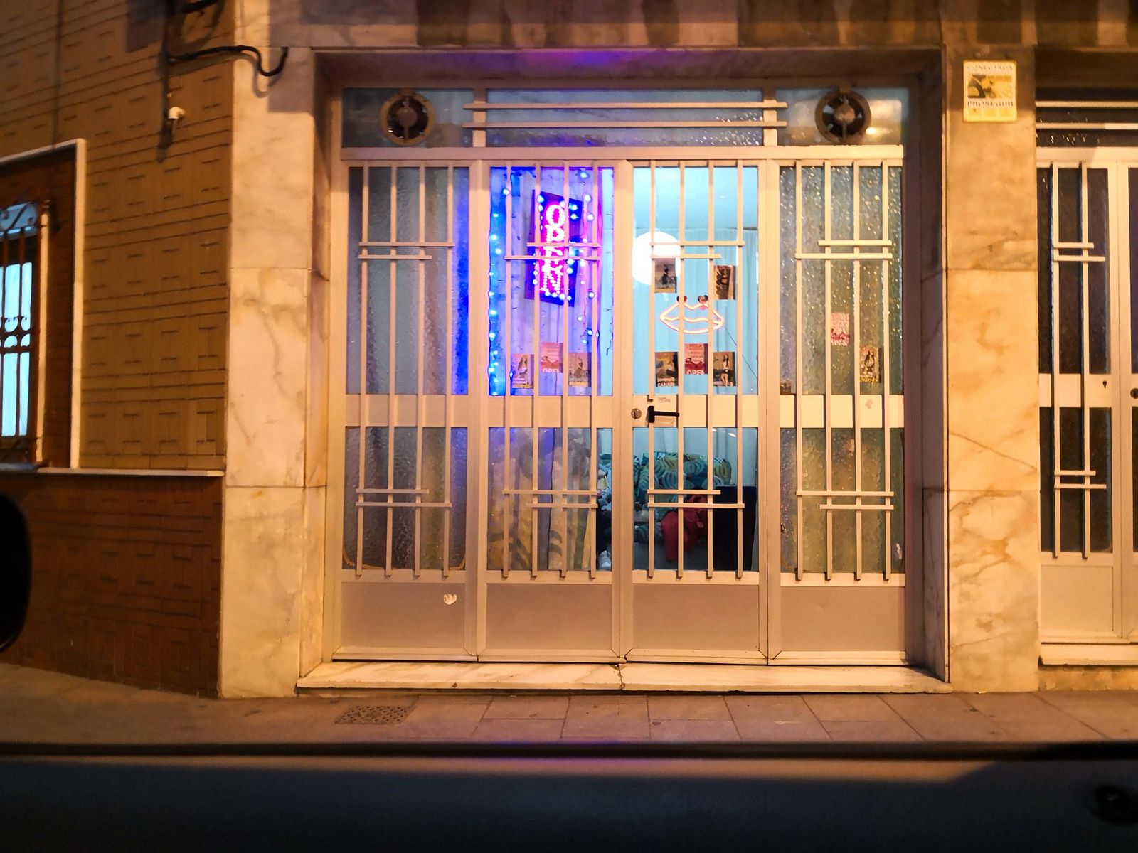 El local denunciado por la Policía.