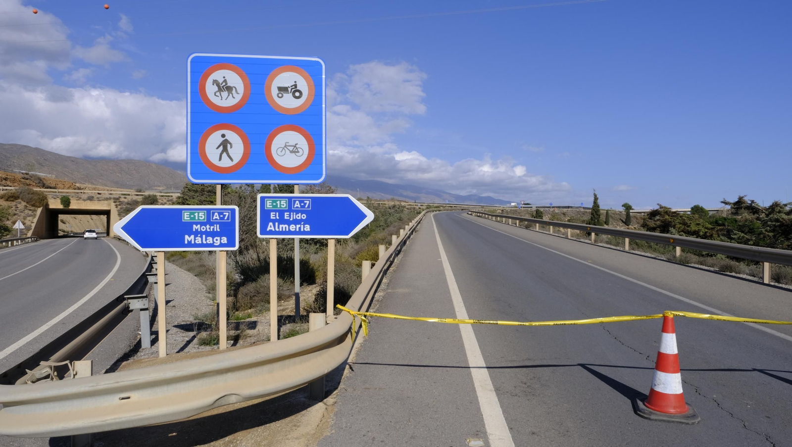 Reparación de los daños por la dana en la Autovía del Mediterráneo, en imágenes