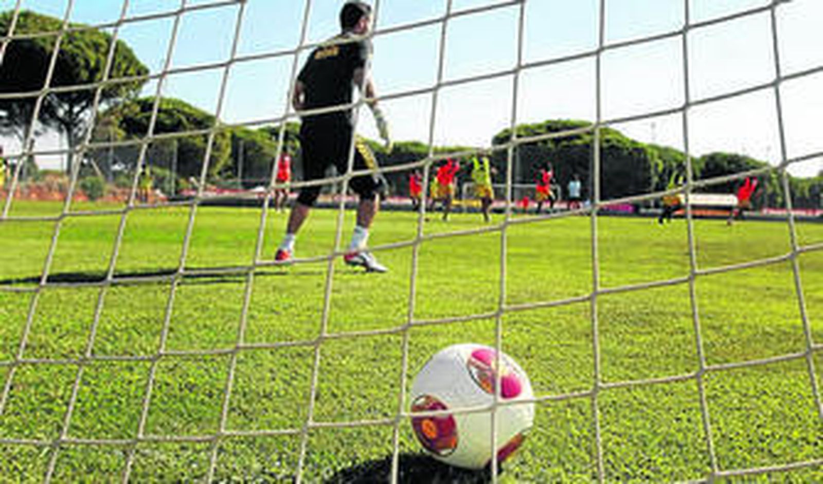 El balón será protagonista a partir de hoy en los campos de la ciudad deportiva cadista.