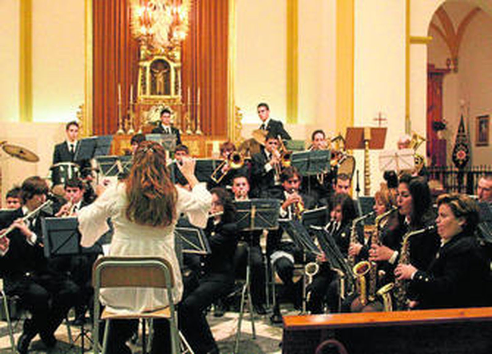 La banda sinfónica Amando Herrero actuó ayer en La Palma.