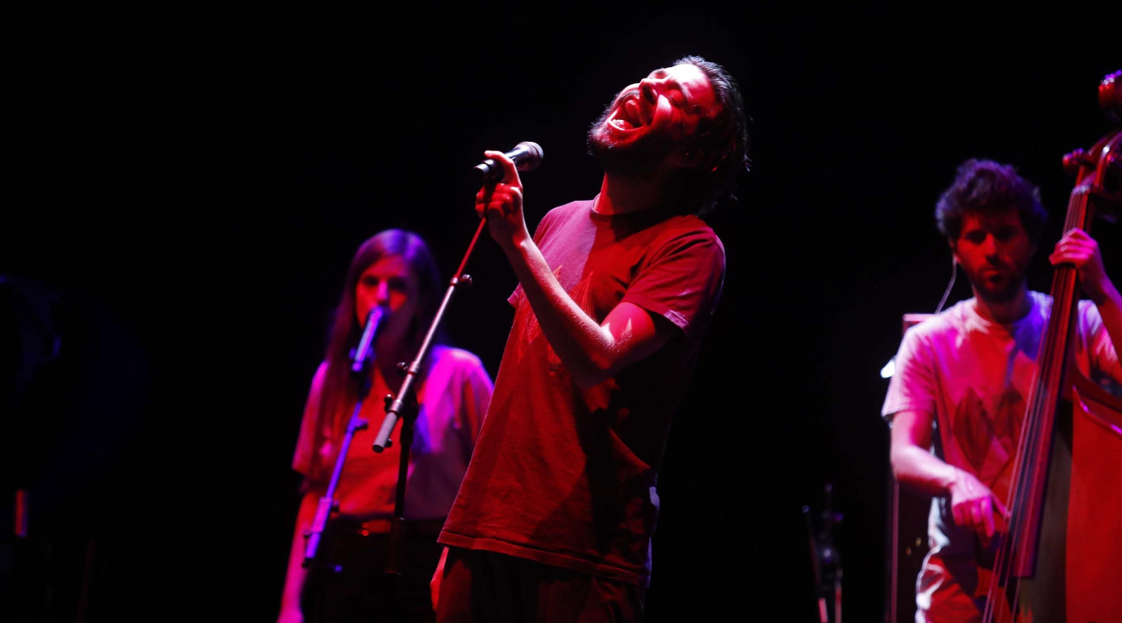 Fotos del concierto de Salvador Sobral en La Línea