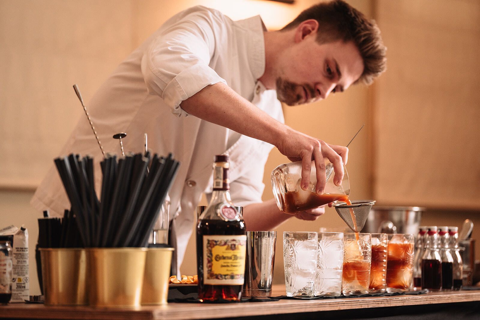 Así fue el tributo al Festival de Woodstock y  la Cardenal Mendoza Cocktail Competition