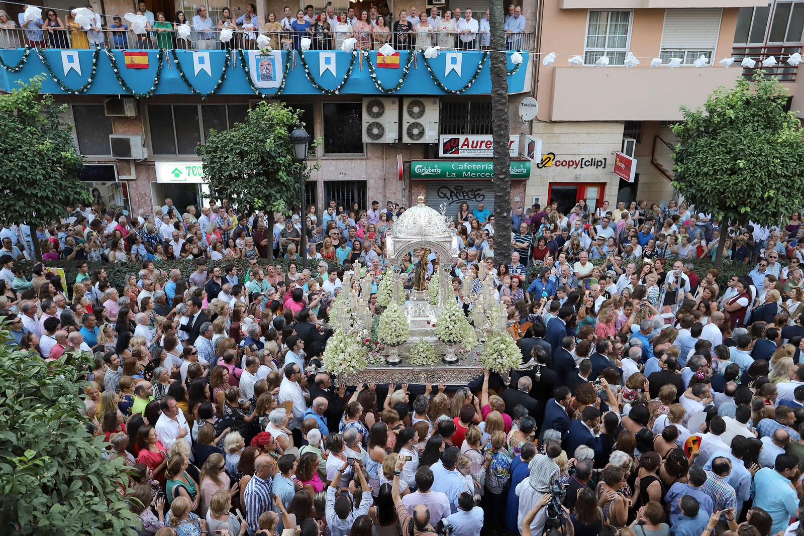 Traslado popular de la Virgen de la Cinta a su Santuario