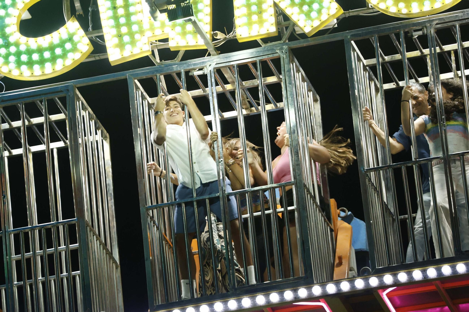 Búscate en las fotos del domingo de la Feria de La Línea