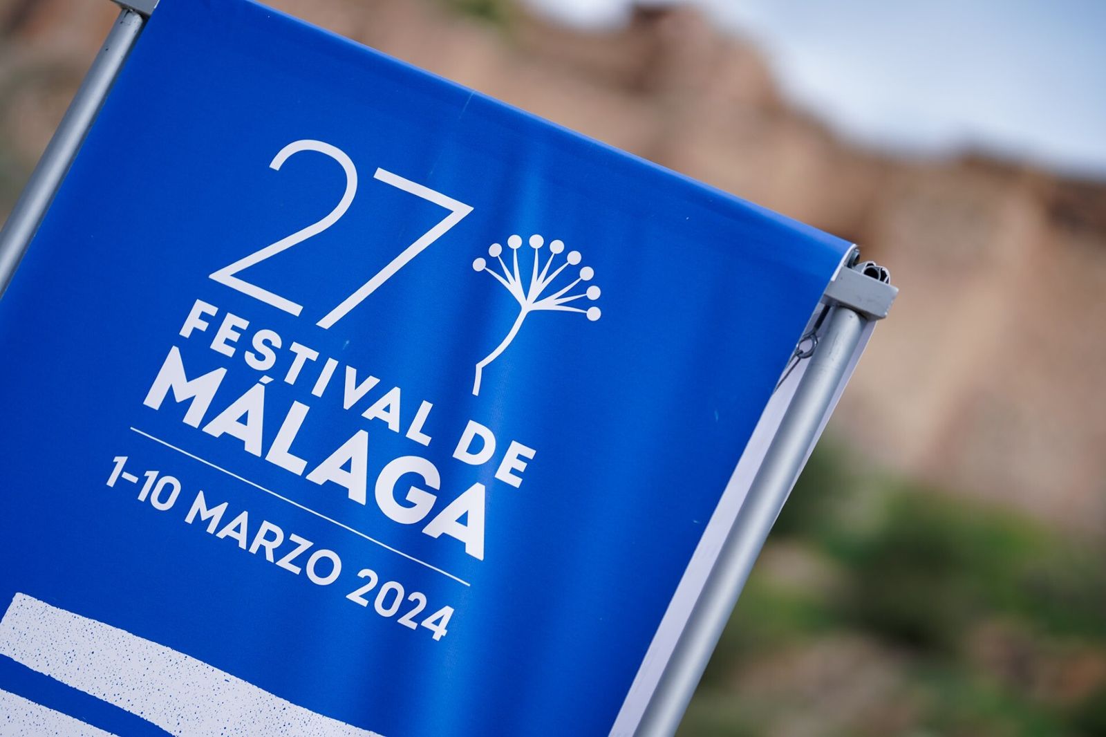 Banderola de la 27 edición del Festival de Málaga.