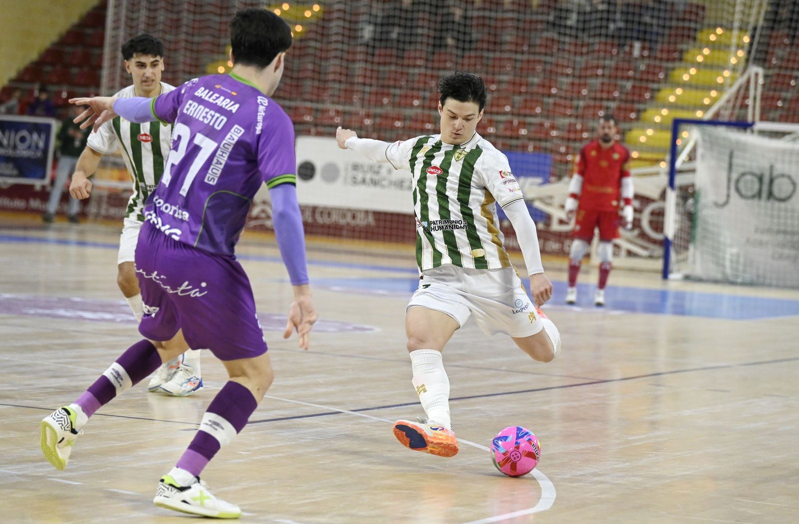 Las mejores fotos del ambiente en Vista Alegre para el Córdoba Patrimonio - Palma Futsal