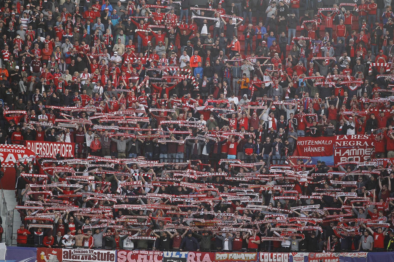 Las imágenes del Sevilla-Bayern Múnich