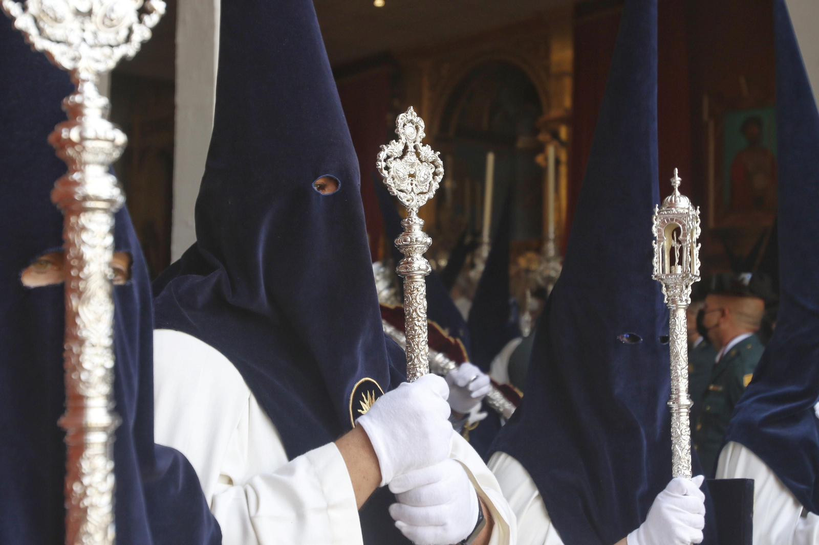Lunes Santo en Córdoba: La procesión de la Estrella, en imágenes