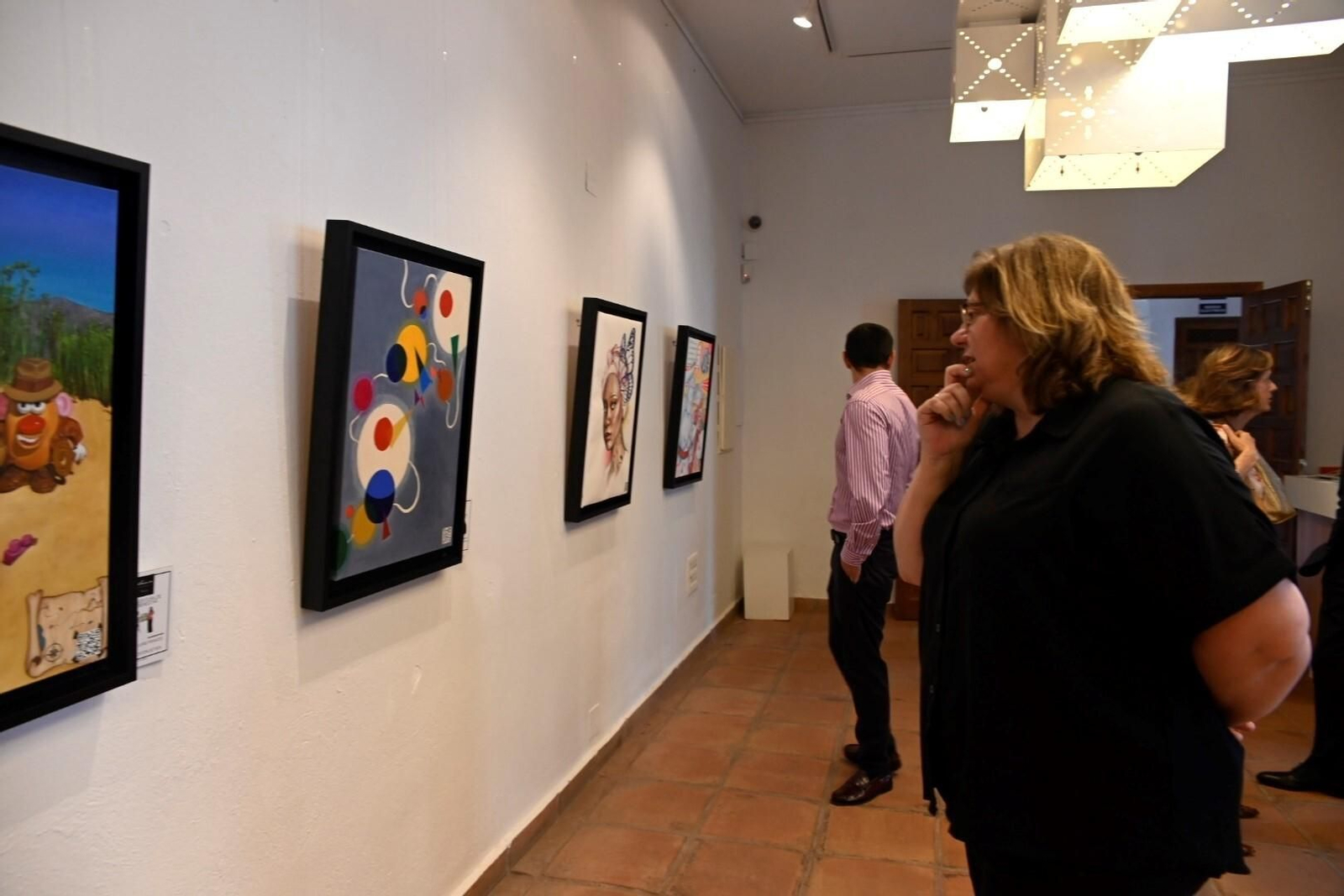 Las mejores imágenes de la exposición 'Soir.ee Mademoiselle Basque' en el Palacio de Viana de Córdoba Las mejores imágenes de la exposición 'Soir.ee Mademoiselle Basque' en el Palacio de Viana de Córdoba