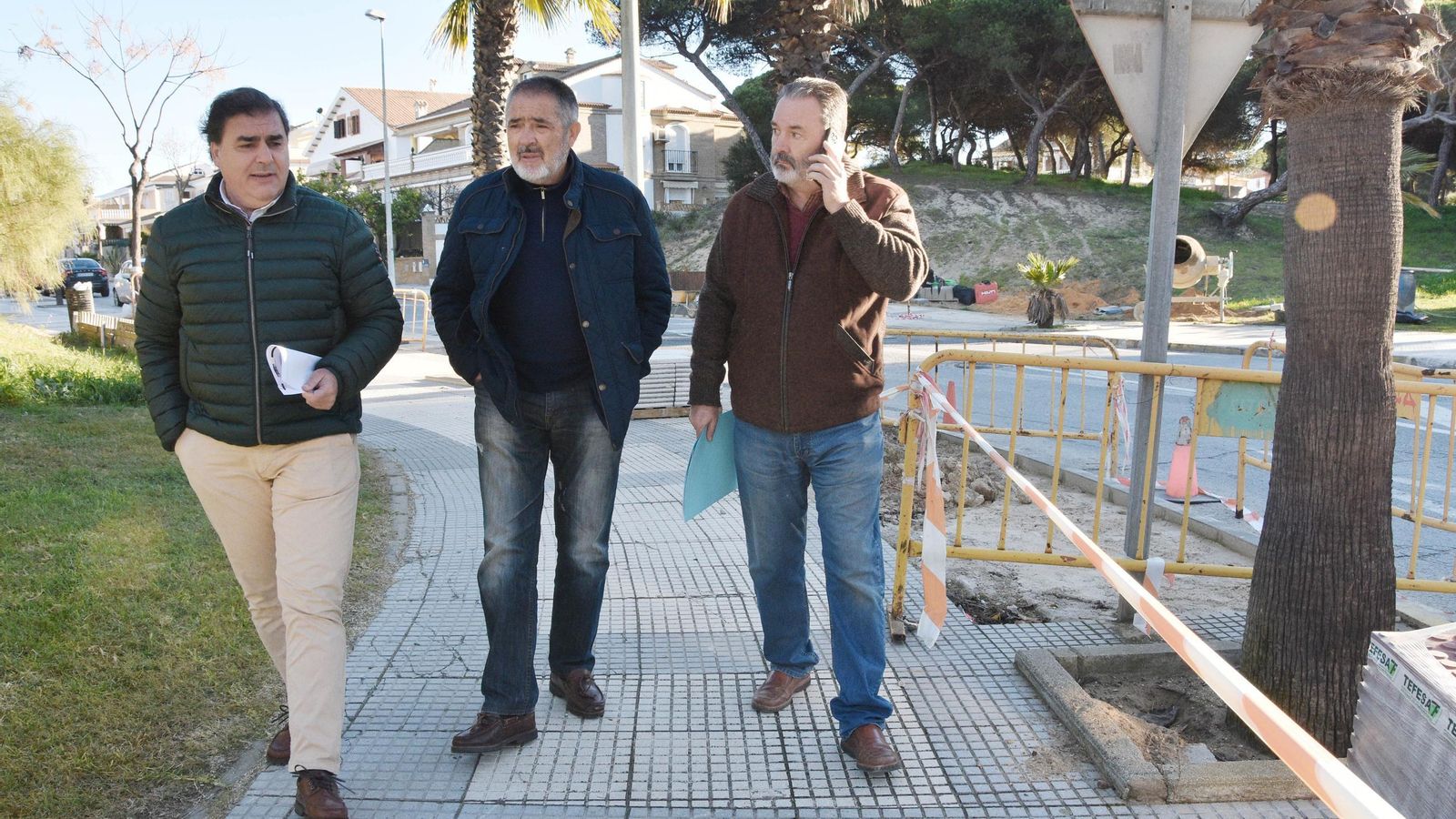 José Carlos Hernández y Enrique Orta en las obras de la Avenida Ciudad de Huelva.