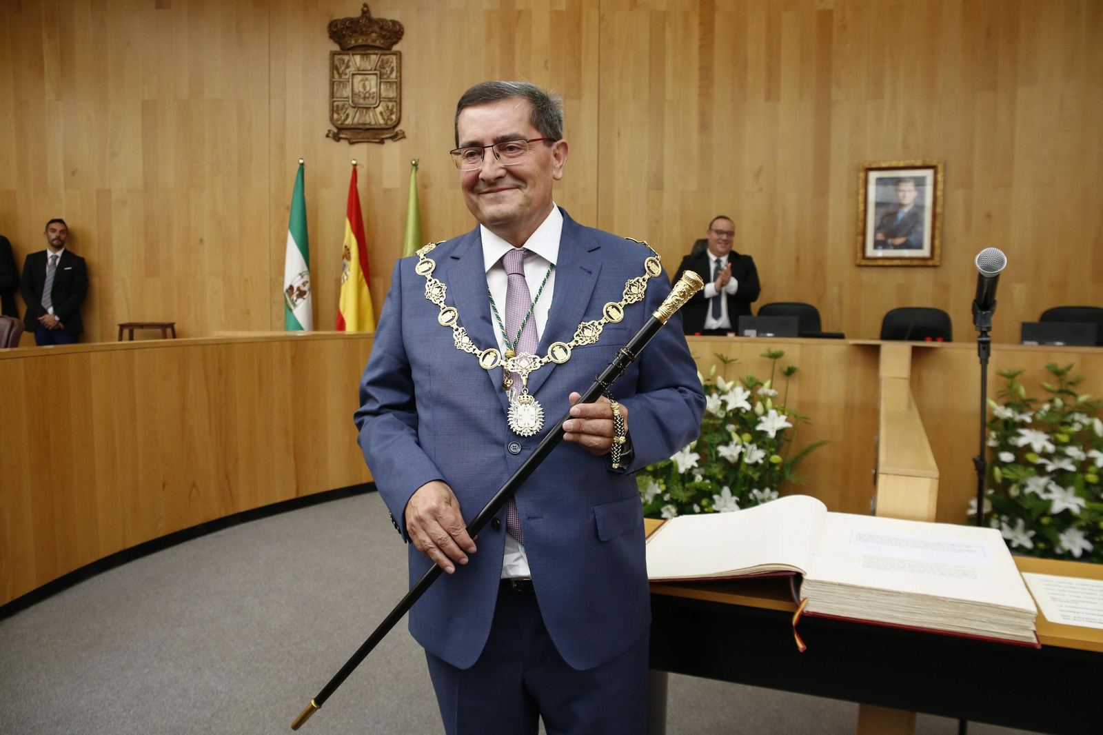 Entrena coge el bastón de mando