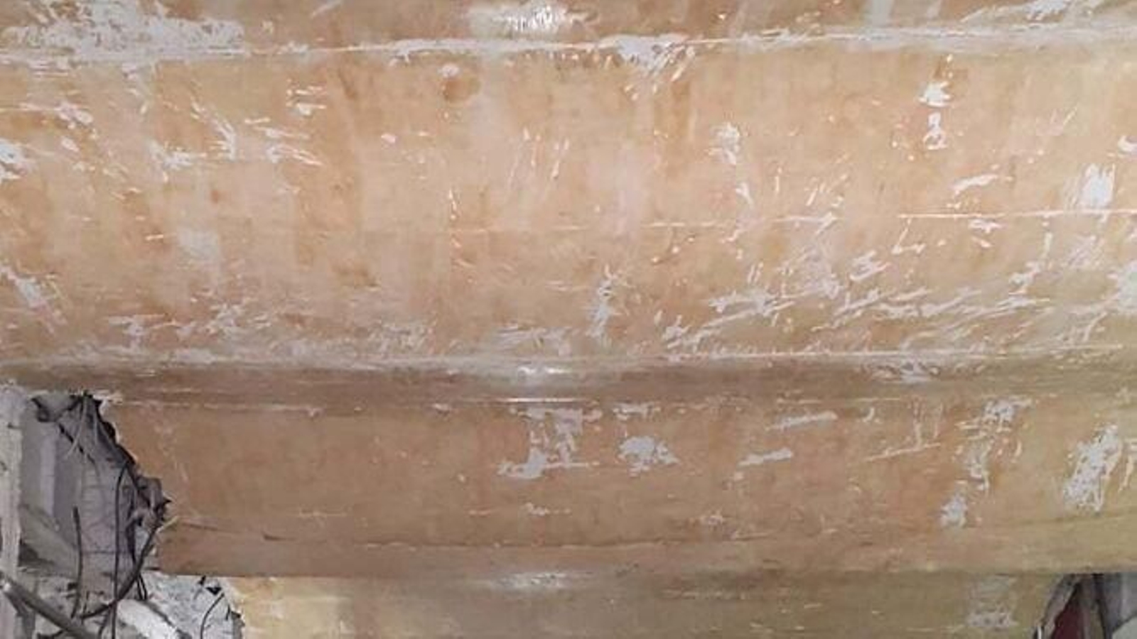 La Universidad de Granada estudia quedarse el mural de Juan Vida en el edificio aliatar