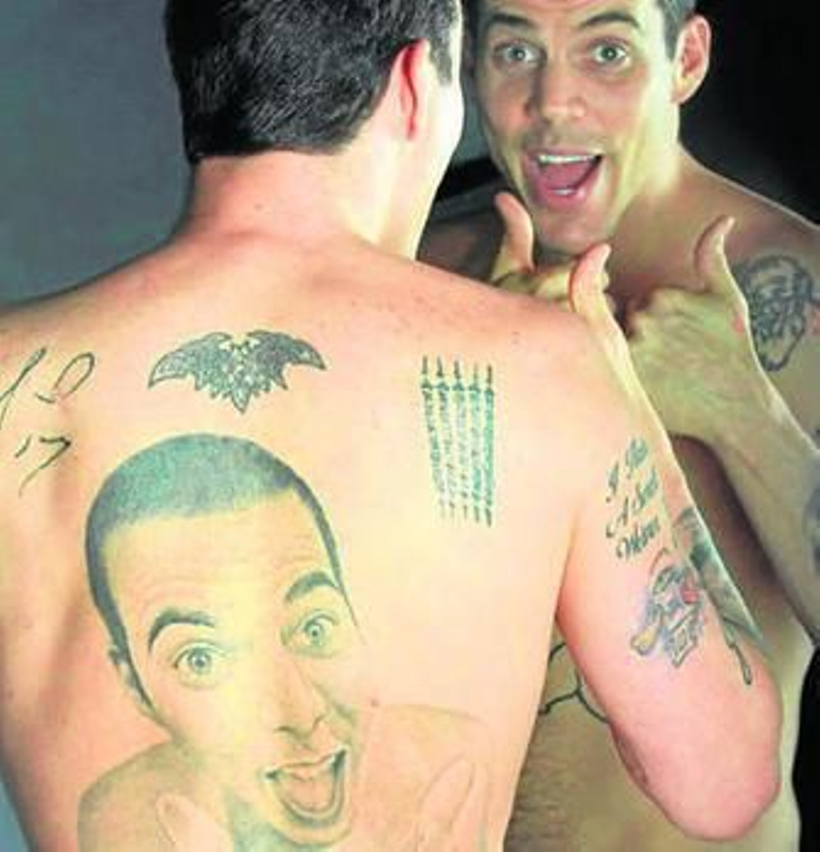 Steve-O ha superado límites tatuándose a sí mismo.