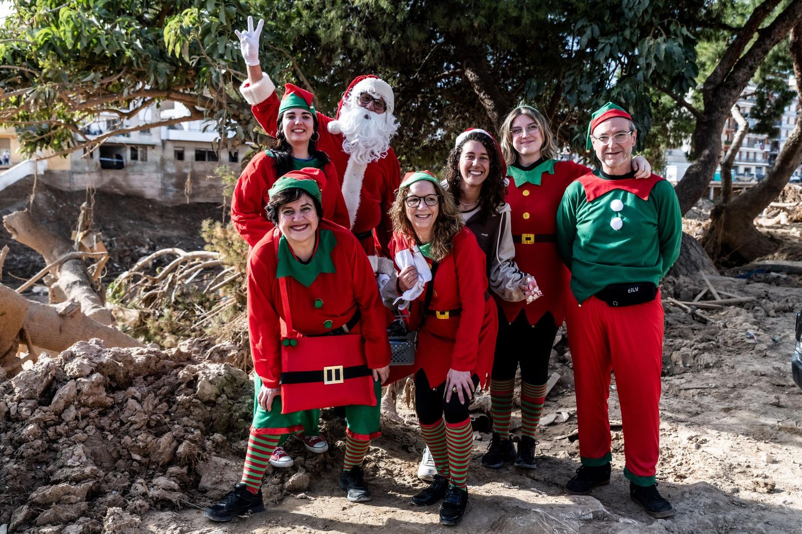 Asociación de vecinos de Gerona en la zona afectada.