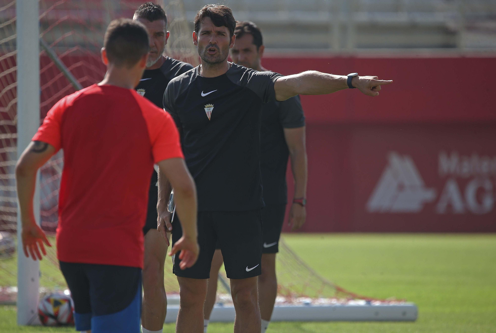 Fotos del entrenamiento del Algeciras CF en el estadio Nuevo Mirador