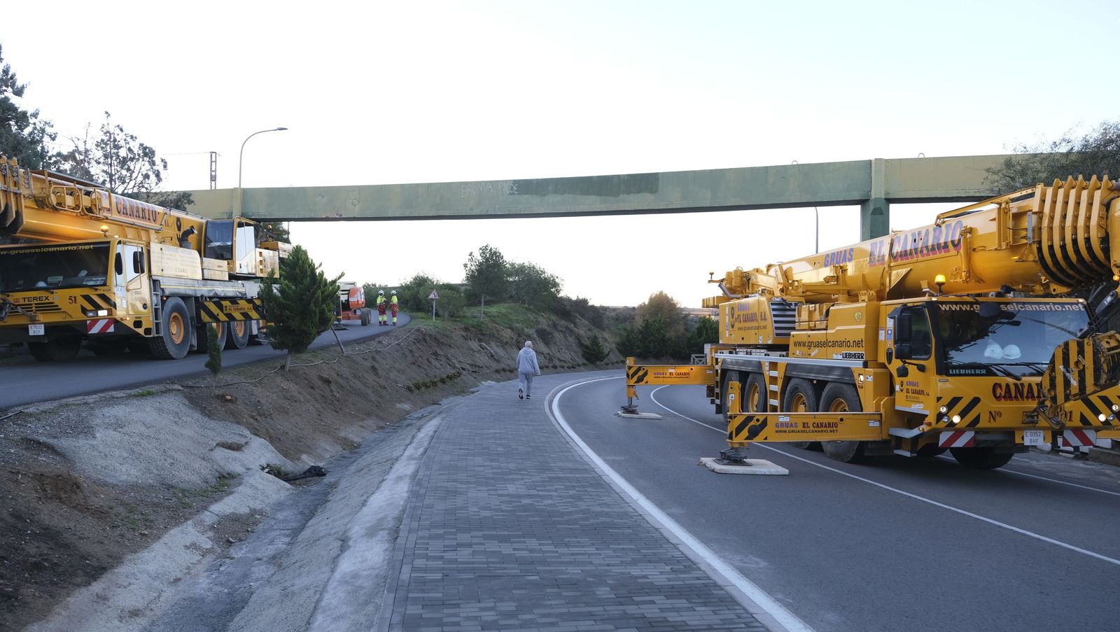 El acueducto de Huércal de Almería ya es historia, en fotos