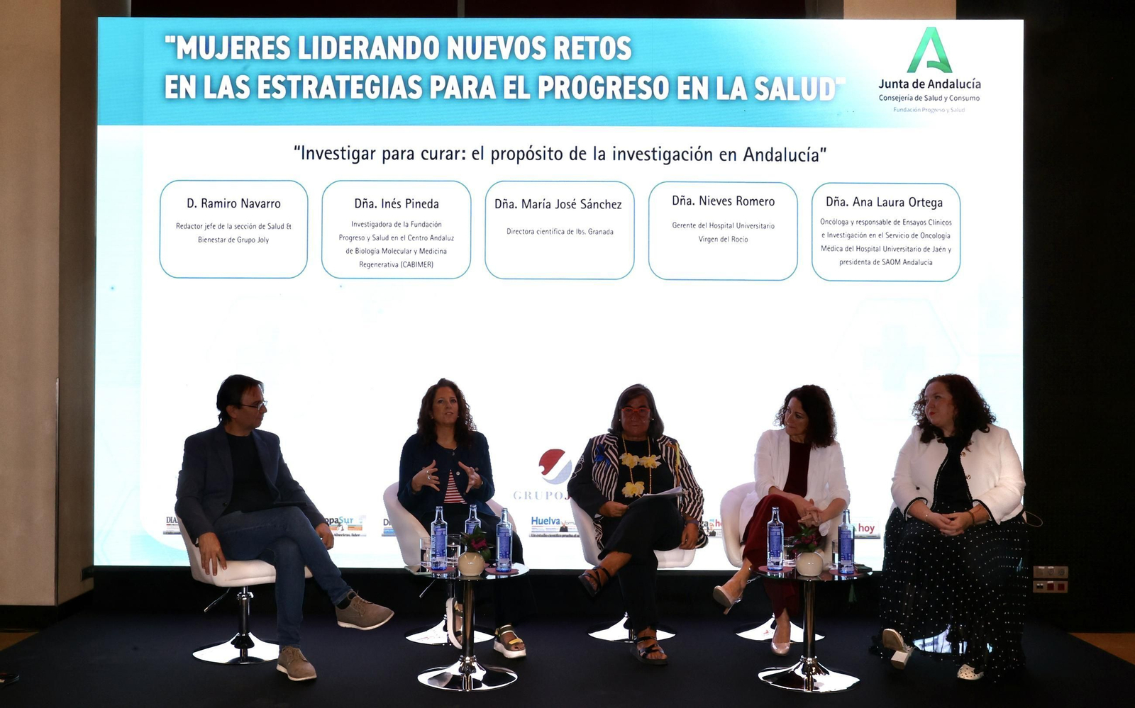 Mujeres liderando nuevos retos en las estrategias para el progreso en la salud
