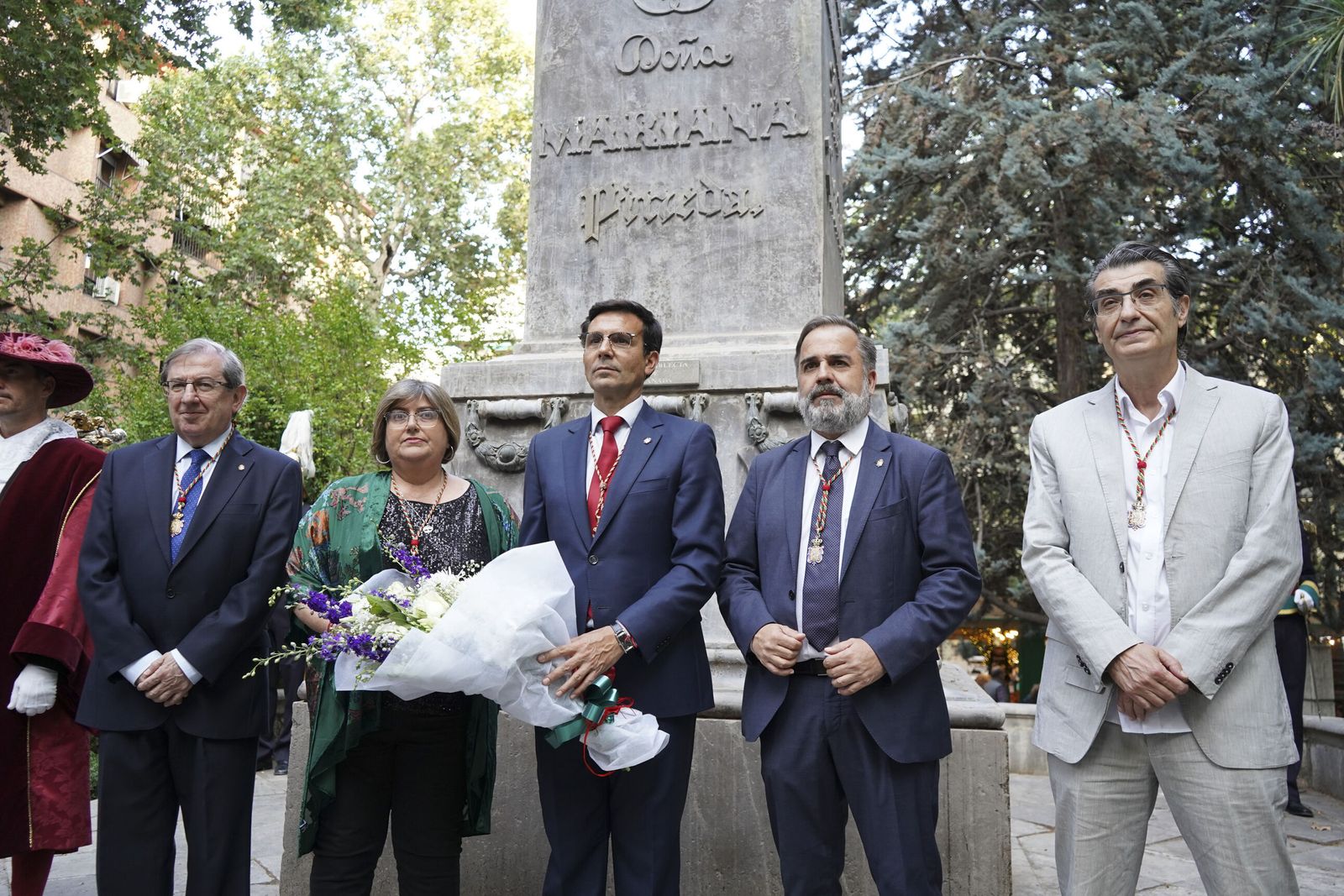 Así ha sido la procesión cívica en recuerdo a Mariana Pineda