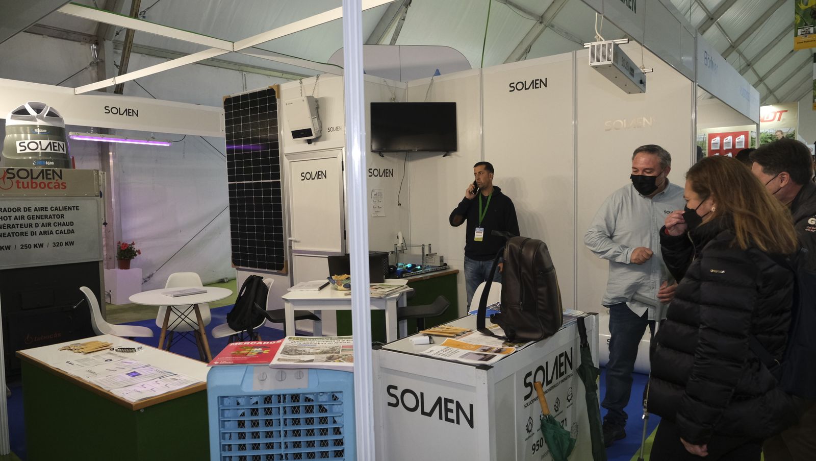 Imágenes del primer día de Expolevante Níjar.