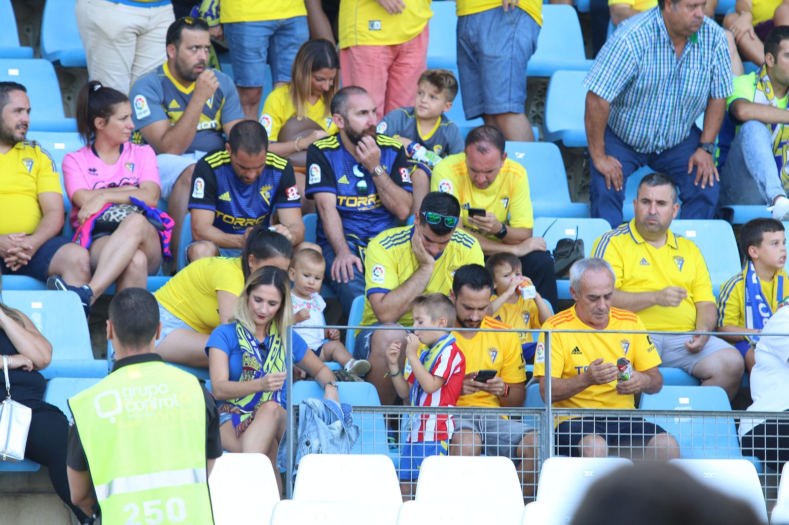 Las imágenes del UD ALMERÍA-CÁDIZ CF