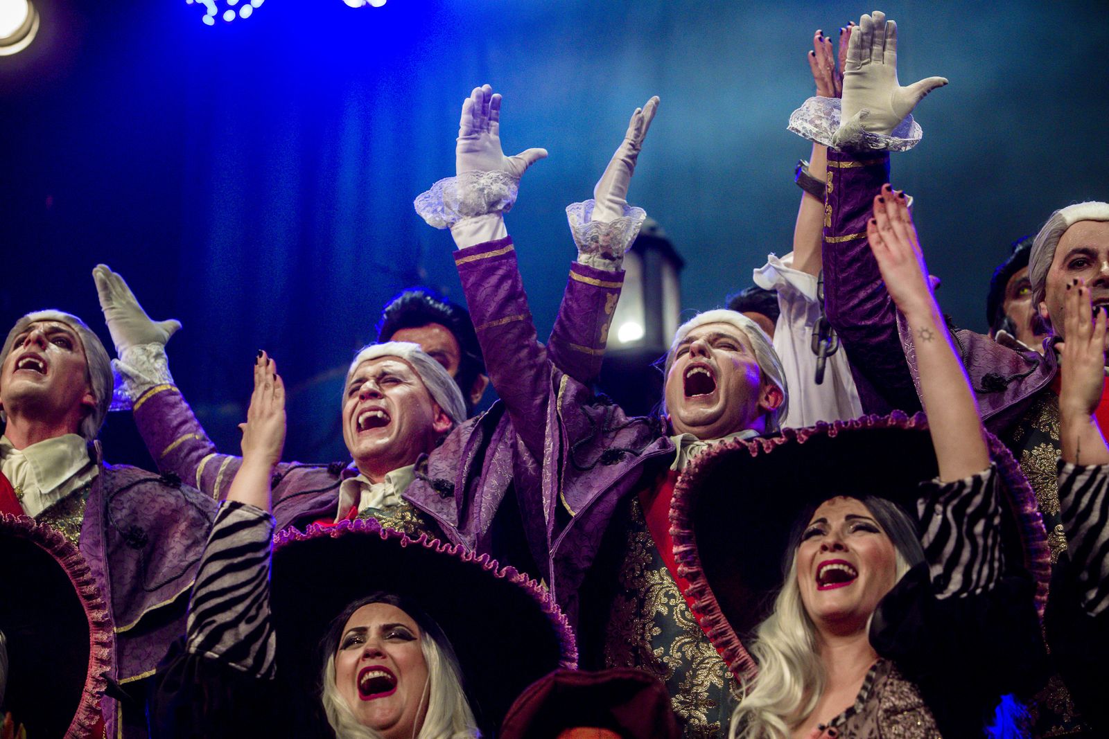 Coro Al sonar las doce.