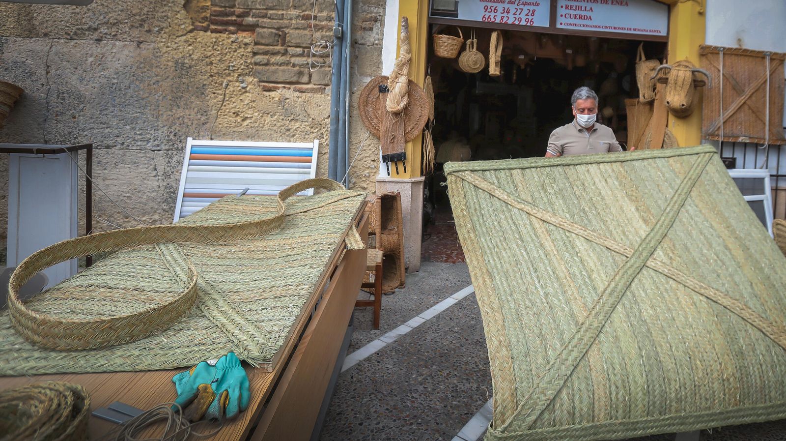 El oficio de la espartería: 101 años de historia con la familia Becerra