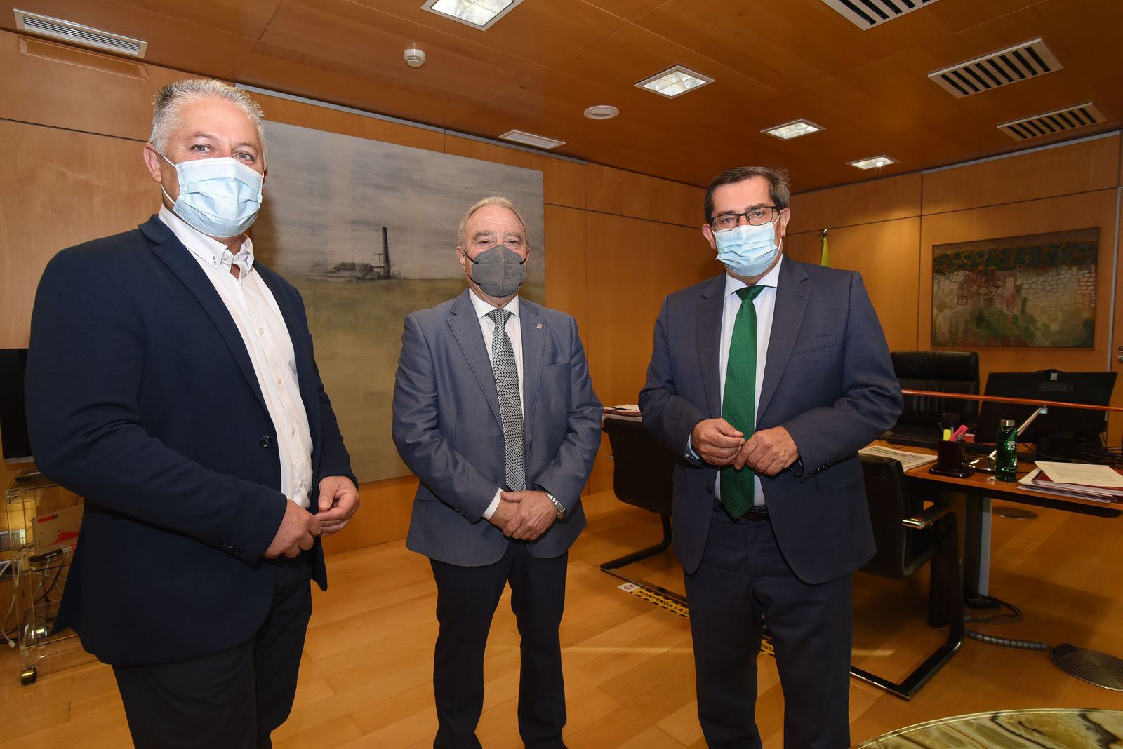 José Entrena y Miguel Gracia, ayer en la Diputación de Granada