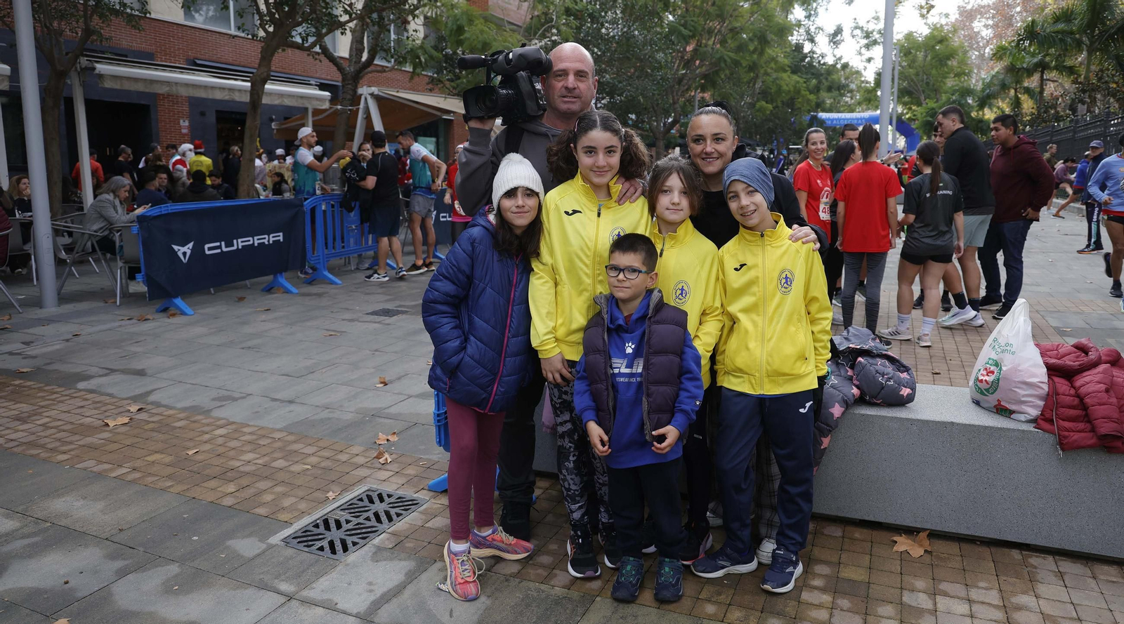Búscate en la XI Carrera Solidaria de Navidad de Algeciras