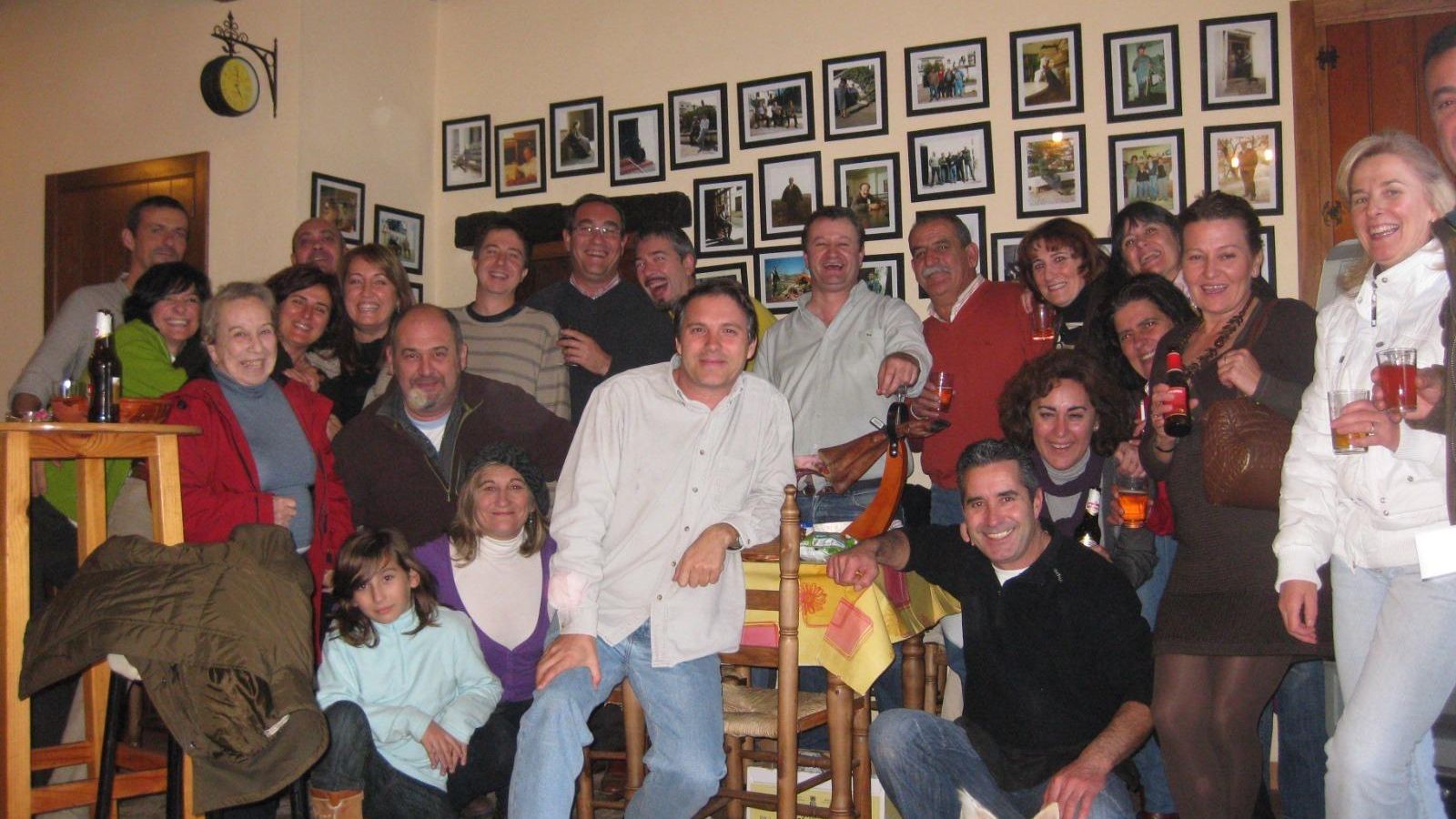 Reuniones en tabernas de Galaroza