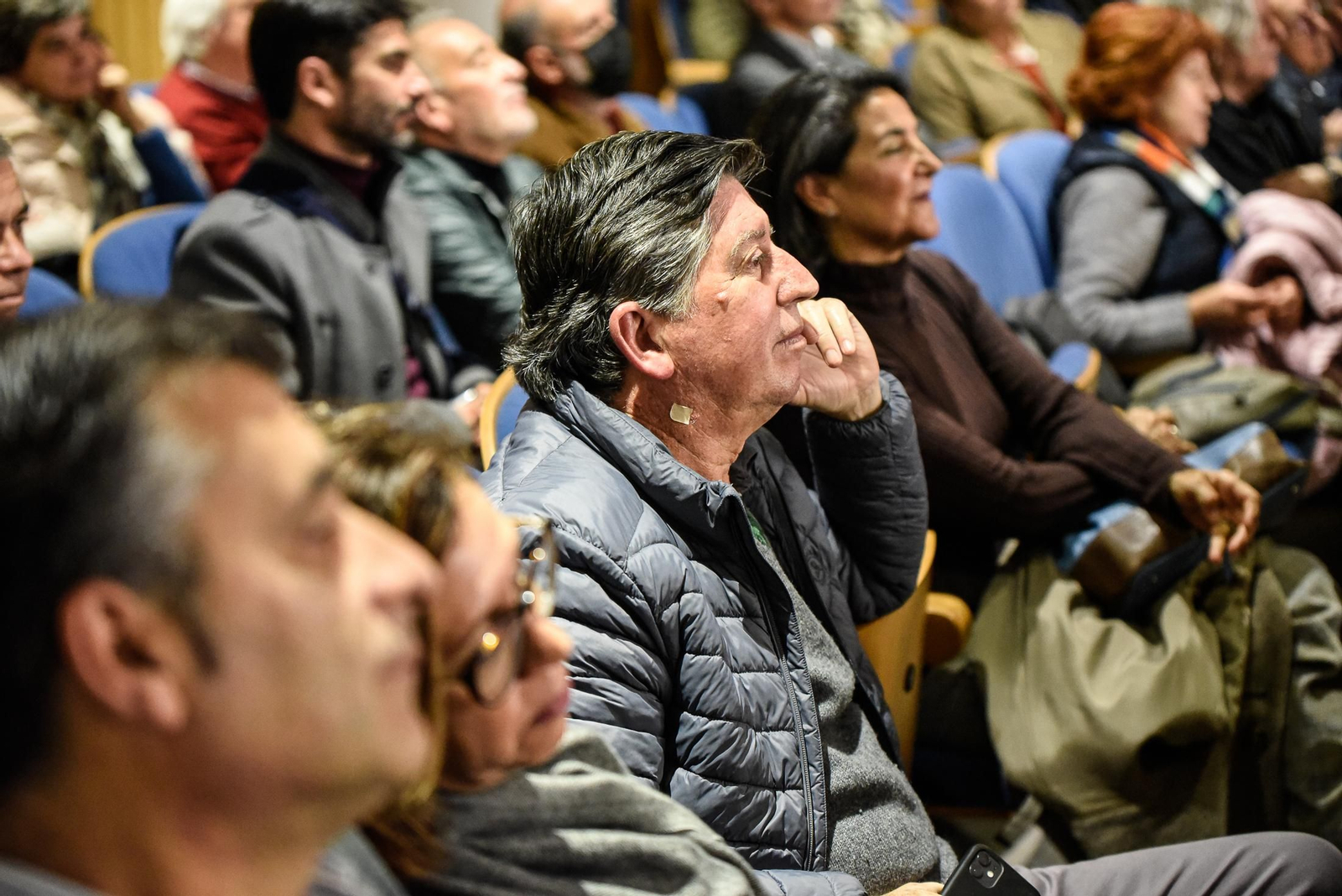 Imágenes de la presentación del libro de Juan Carlos Girauta  "Sentimentales, ofendidos, mediocres y agresivos"