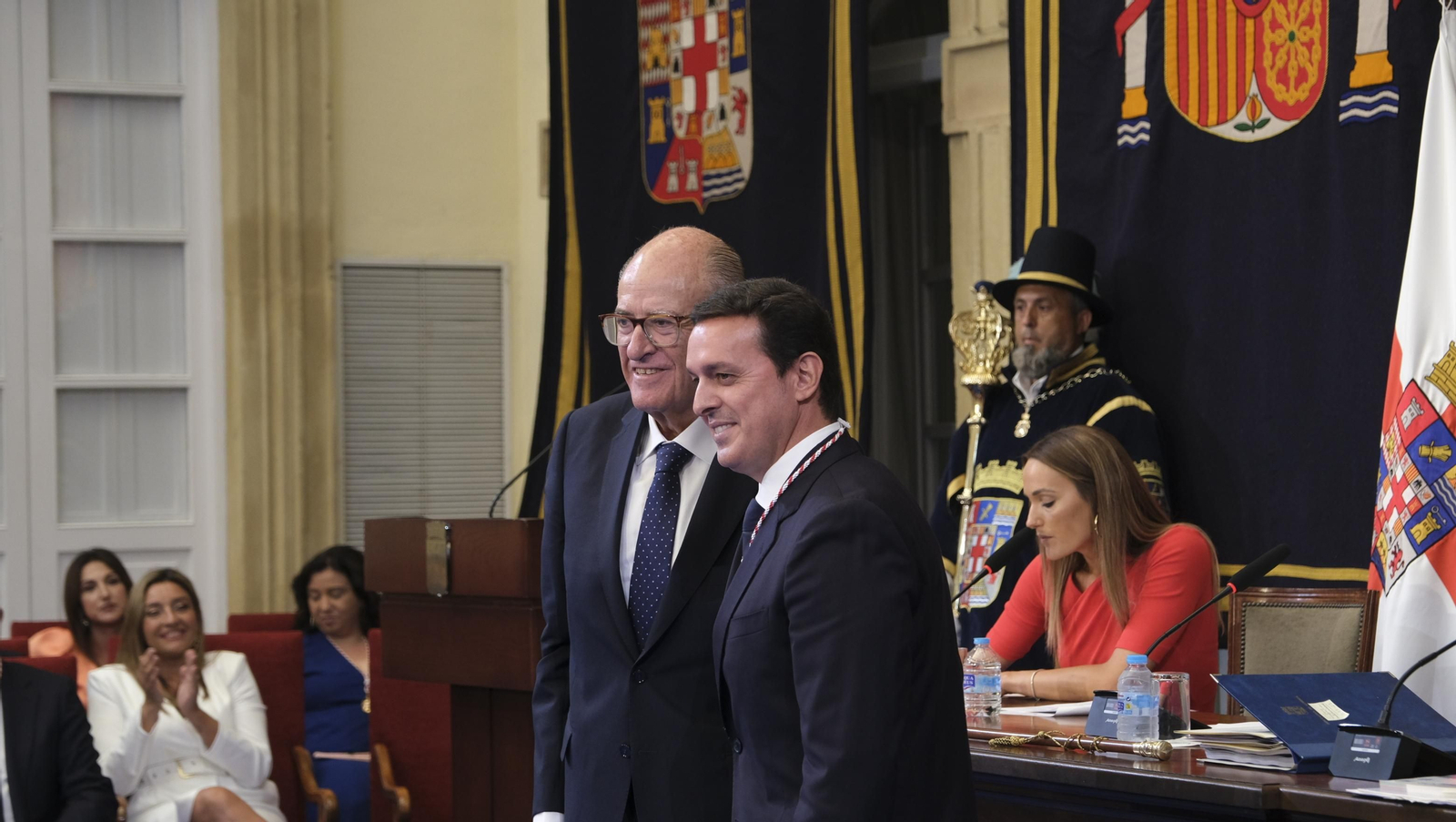 Imágenes del acto de constitución de la Diputación de Almería