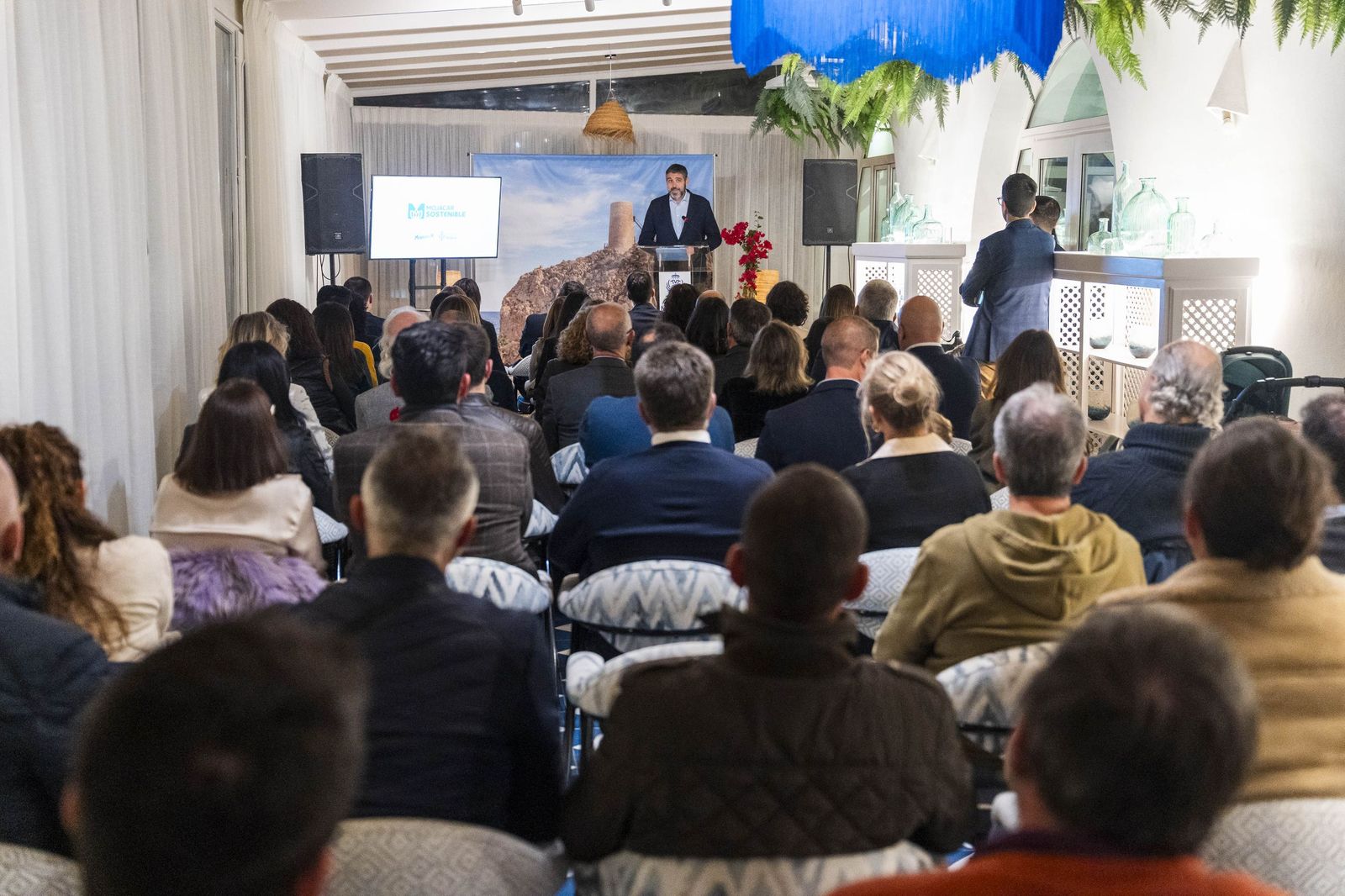 La presentación de 'Mojácar Sostenible' y la entrega del Indalo de Oro a Ricardo Escudero, en imágenes