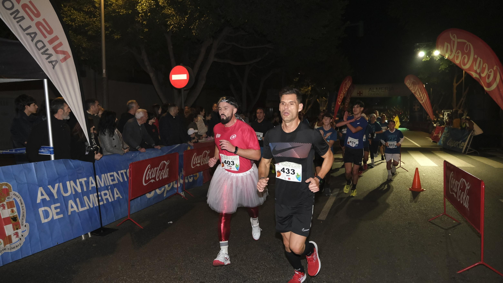 Imágenes de la XIV edición de la San Silvestre de Almería