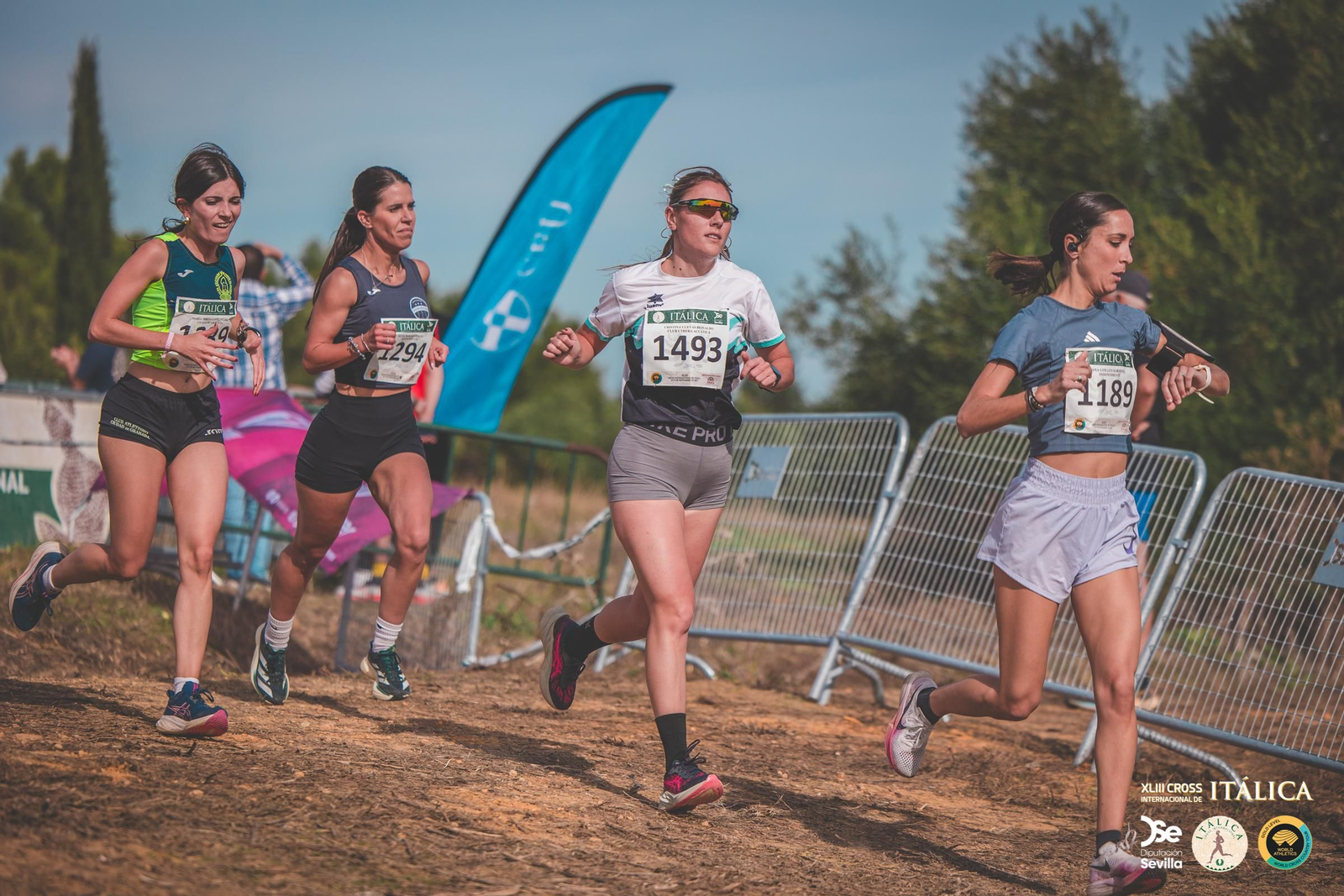 Búscate en las fotos del Cross de Itálica 2025 | 1