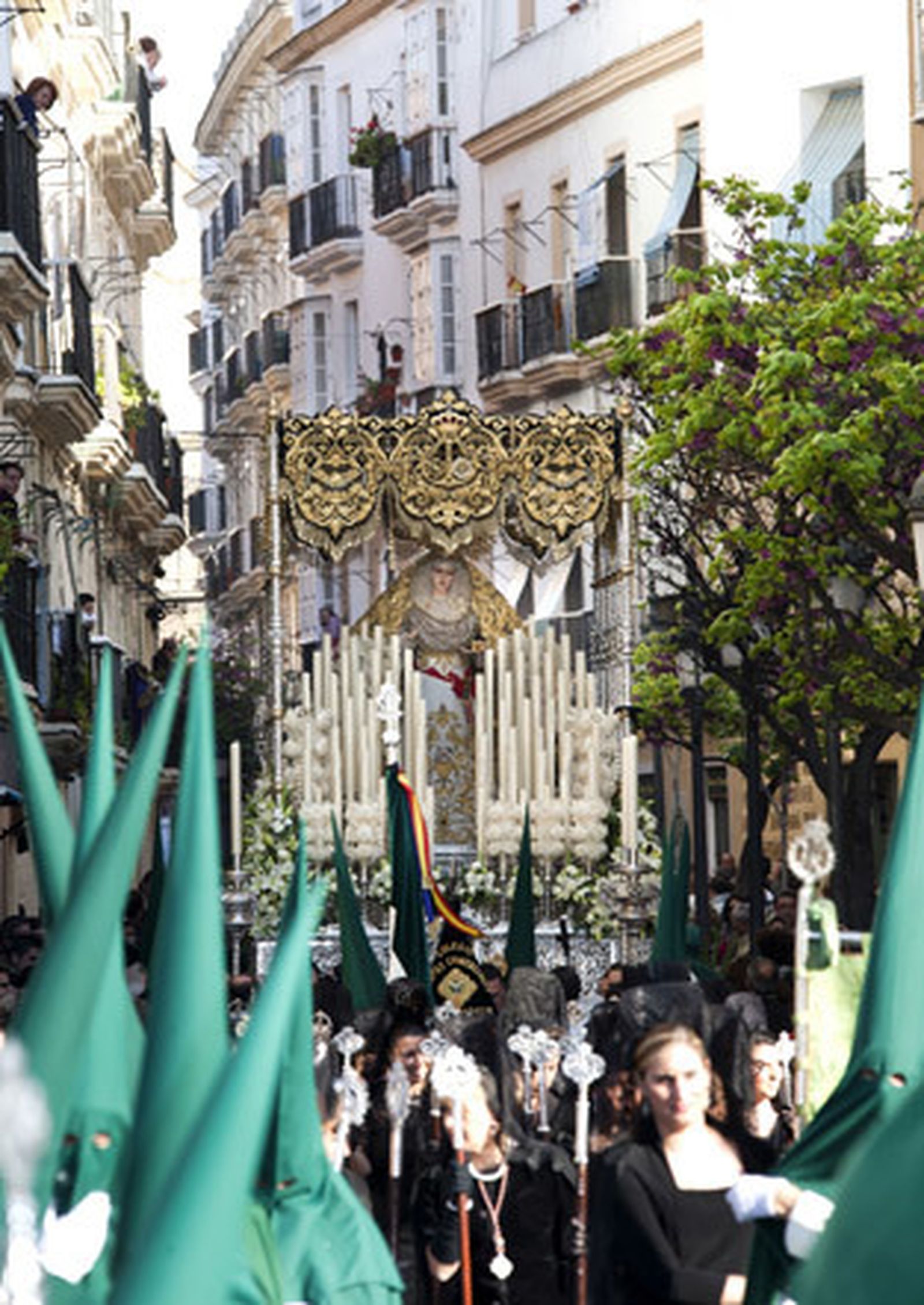 Finalistas para anunciar la Semana Santa 2013