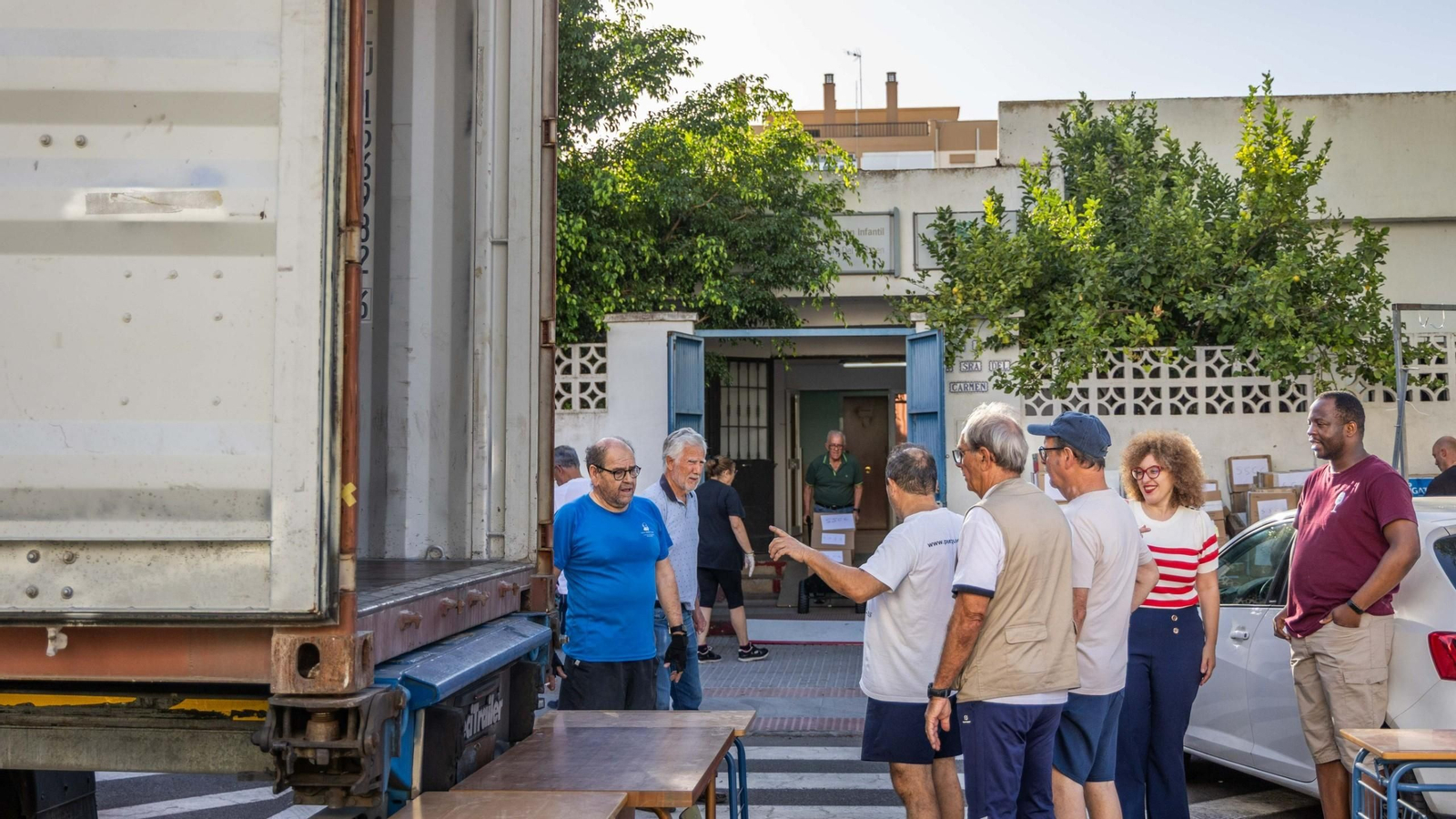 La congregación de los Sagrados Corazones envía desde San Fernando un contenedor con ayuda a Mozambique